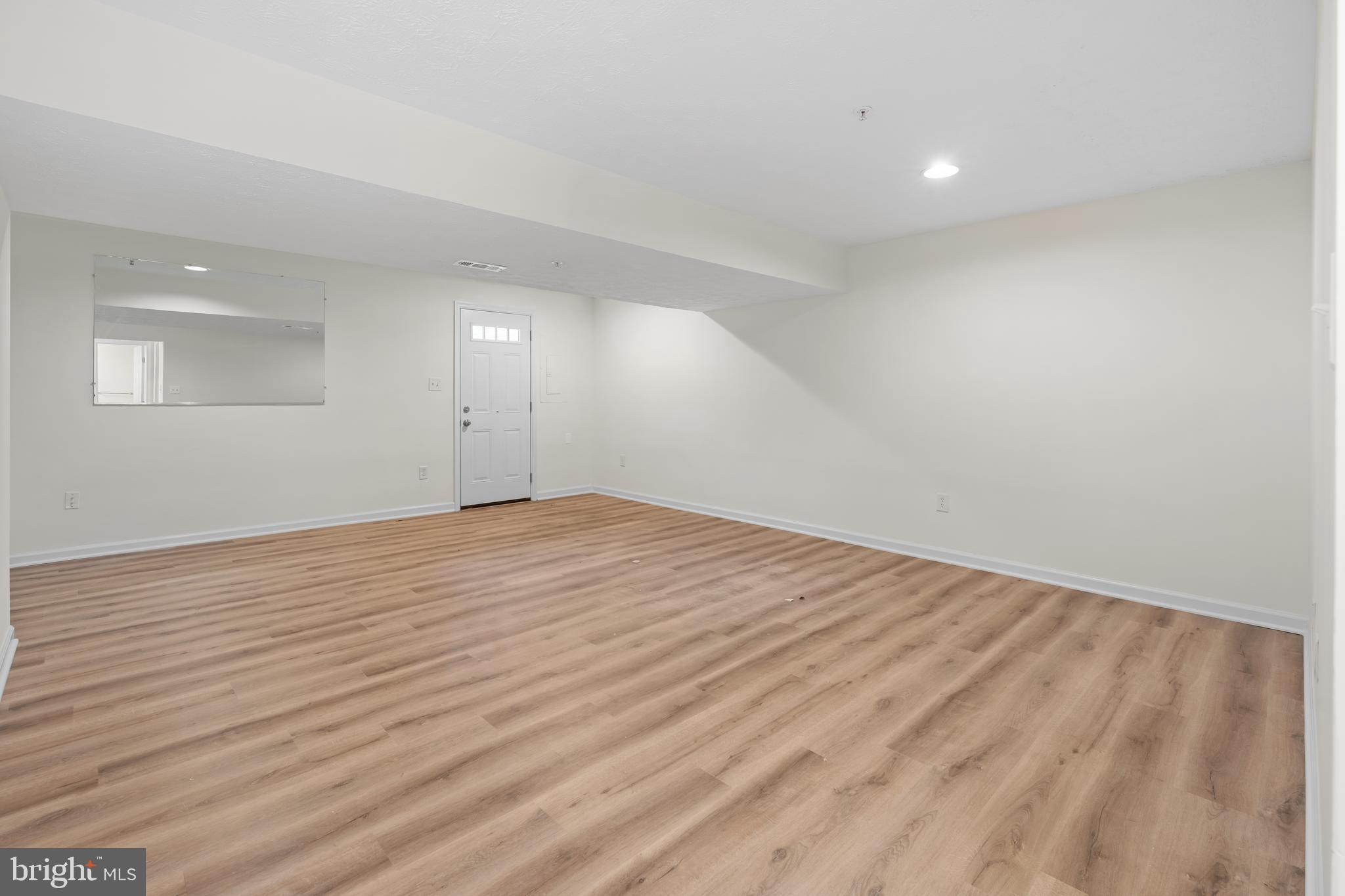 REGENCY MEADOWS - Residential