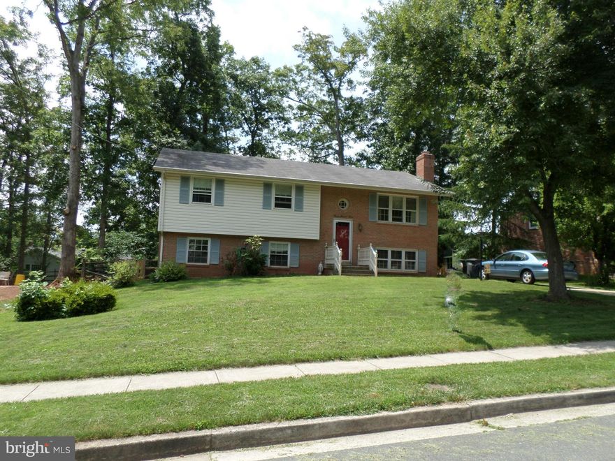 BANK APPROVED SHORT SALE*QUICK CLOSING**NO HOA!* Nicely maintained SFH home with 5 BR, 3 Full BA*Nice hardwoods on main level*Full finished walkout basement w/huge rec room*FP*room for exercise equip*2 additional BRs & a full bath*fenced back yard with a shed*deck**Terrific schools**Short Sale transaction ready for a contract & a quick settlement*Don't miss out on a great opportunity!