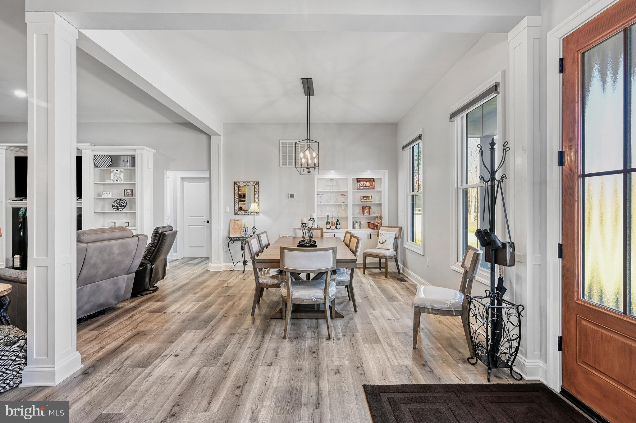 MAGNOLIA HARBOUR - Residential