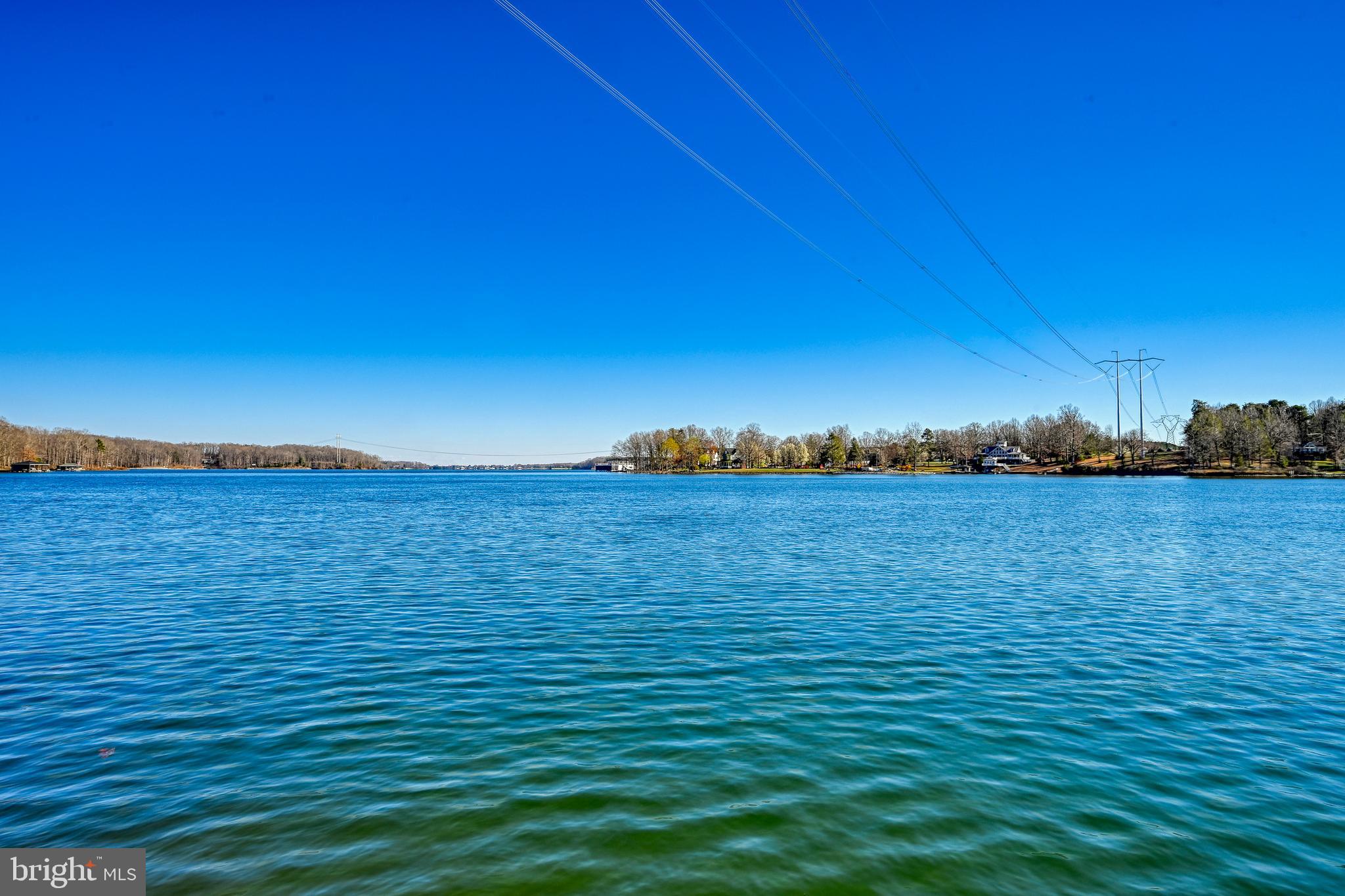 MAGNOLIA HARBOUR - Residential