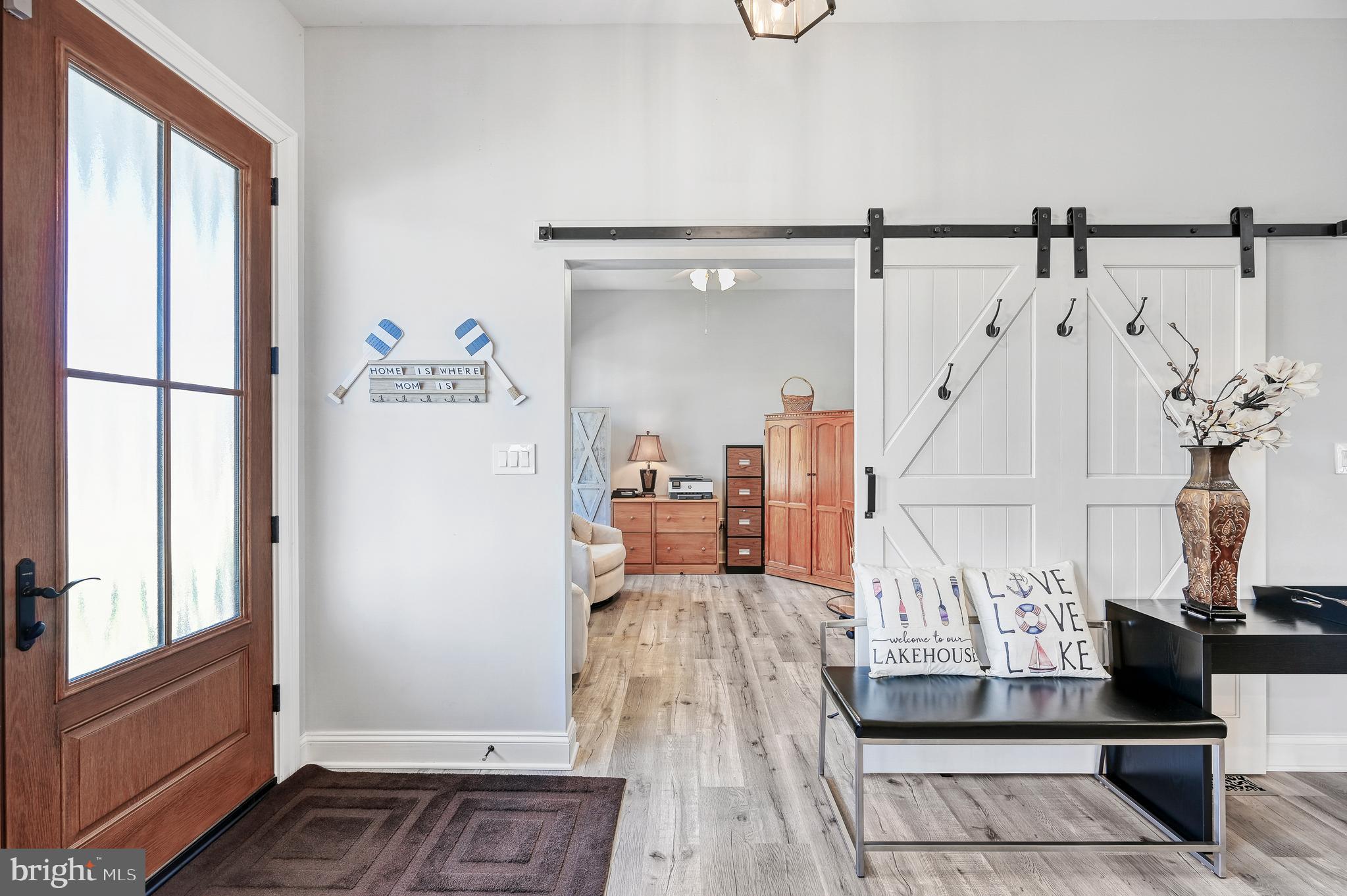 MAGNOLIA HARBOUR - Residential