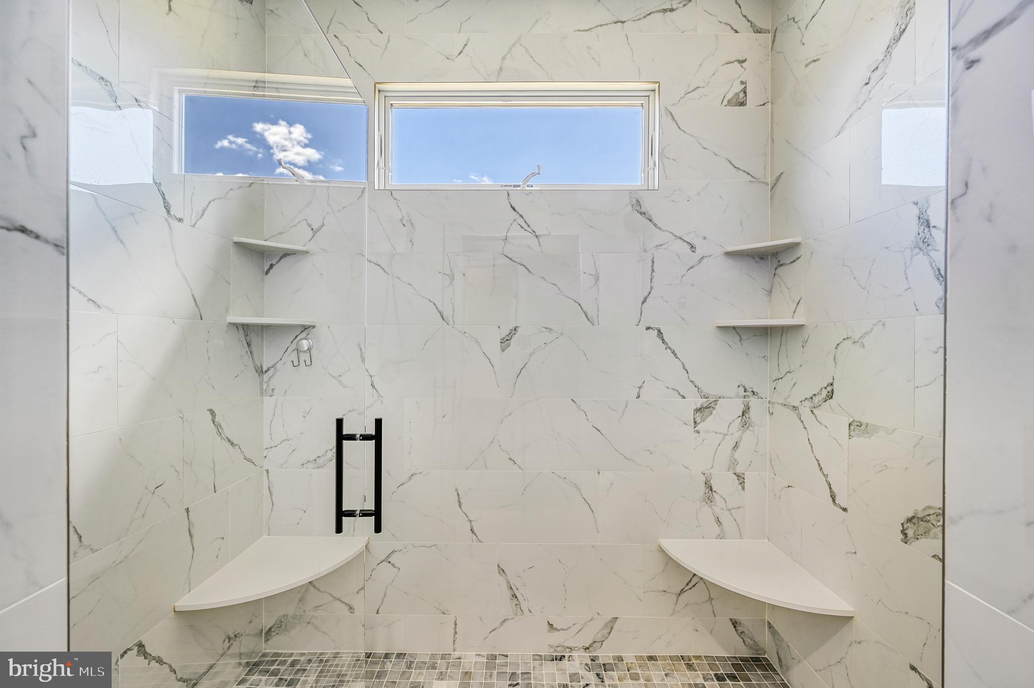 MAGNOLIA HARBOUR - Residential