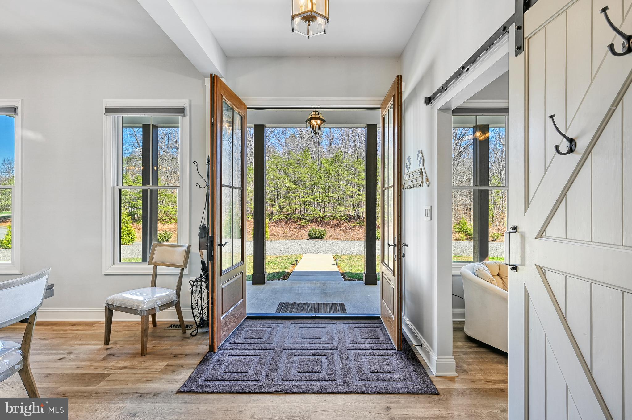 MAGNOLIA HARBOUR - Residential