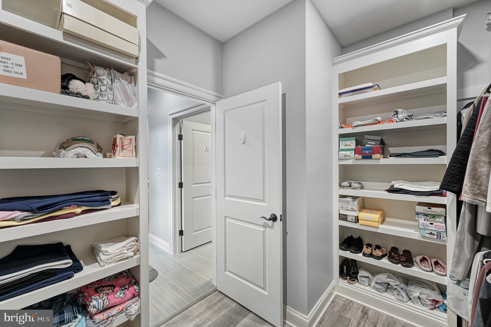 MAGNOLIA HARBOUR - Residential