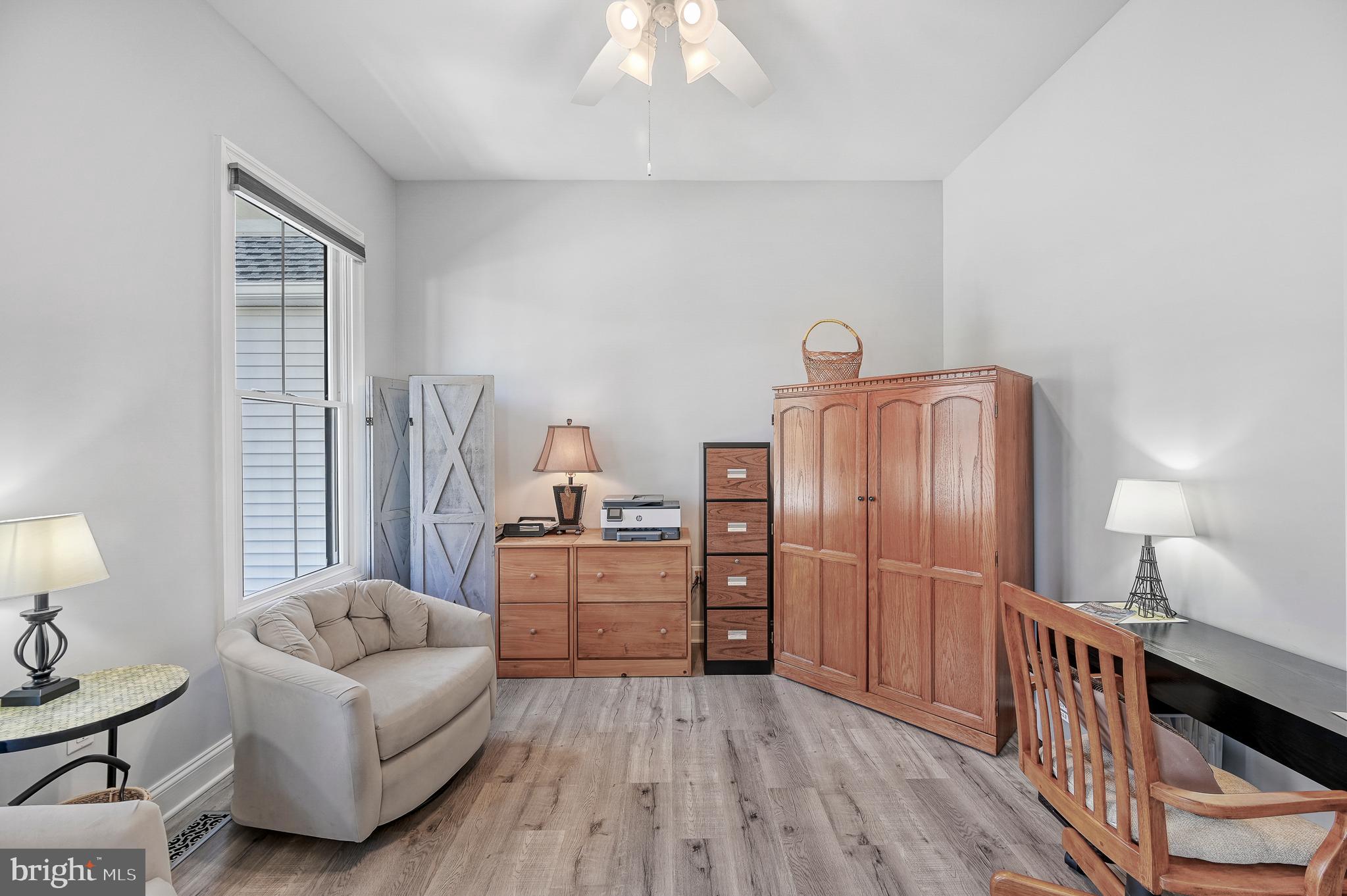 MAGNOLIA HARBOUR - Residential