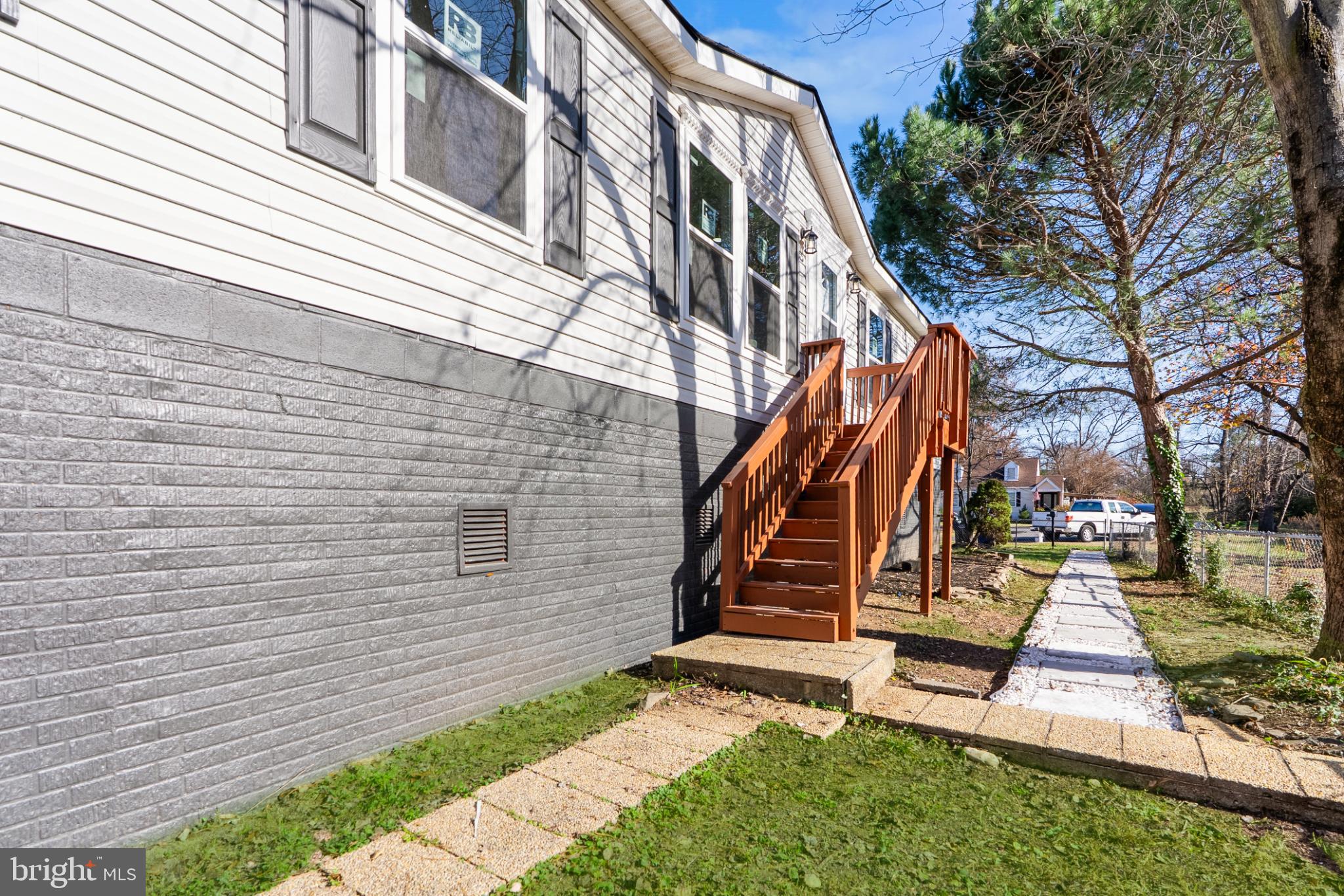 NEW ALEXANDRIA - Residential