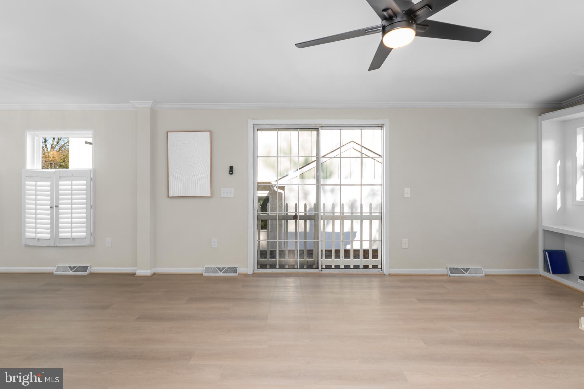 NEW ALEXANDRIA - Residential