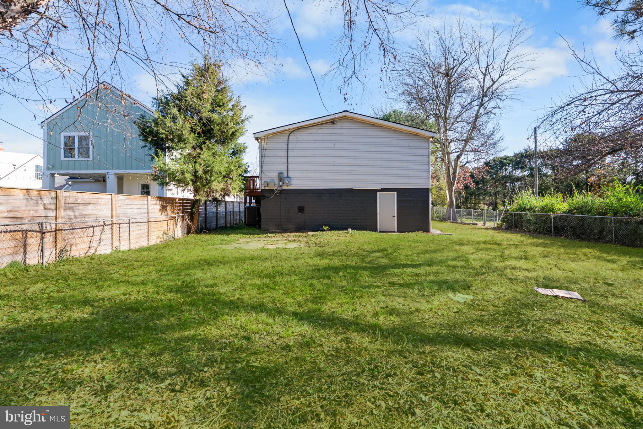 NEW ALEXANDRIA - Residential