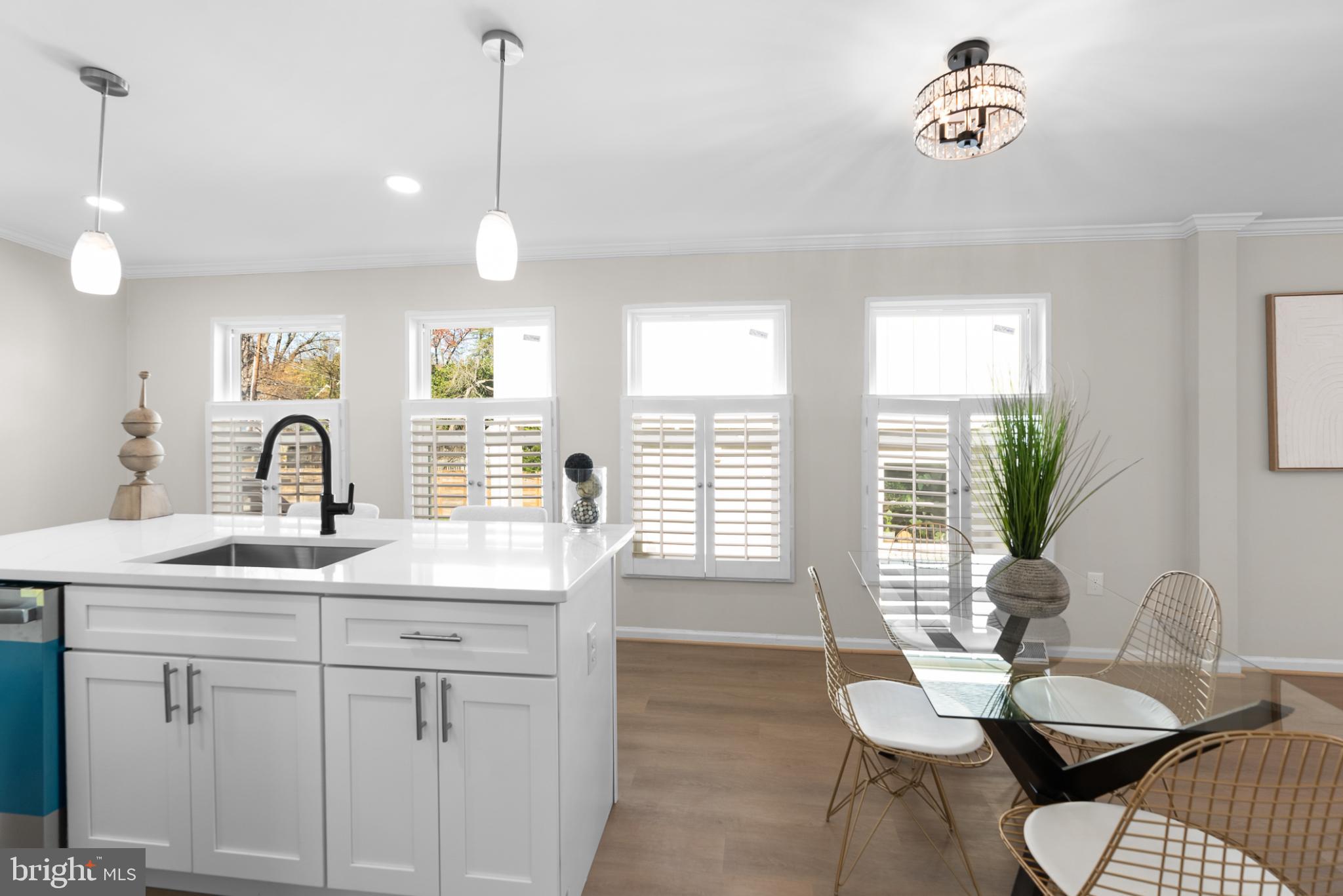 NEW ALEXANDRIA - Residential