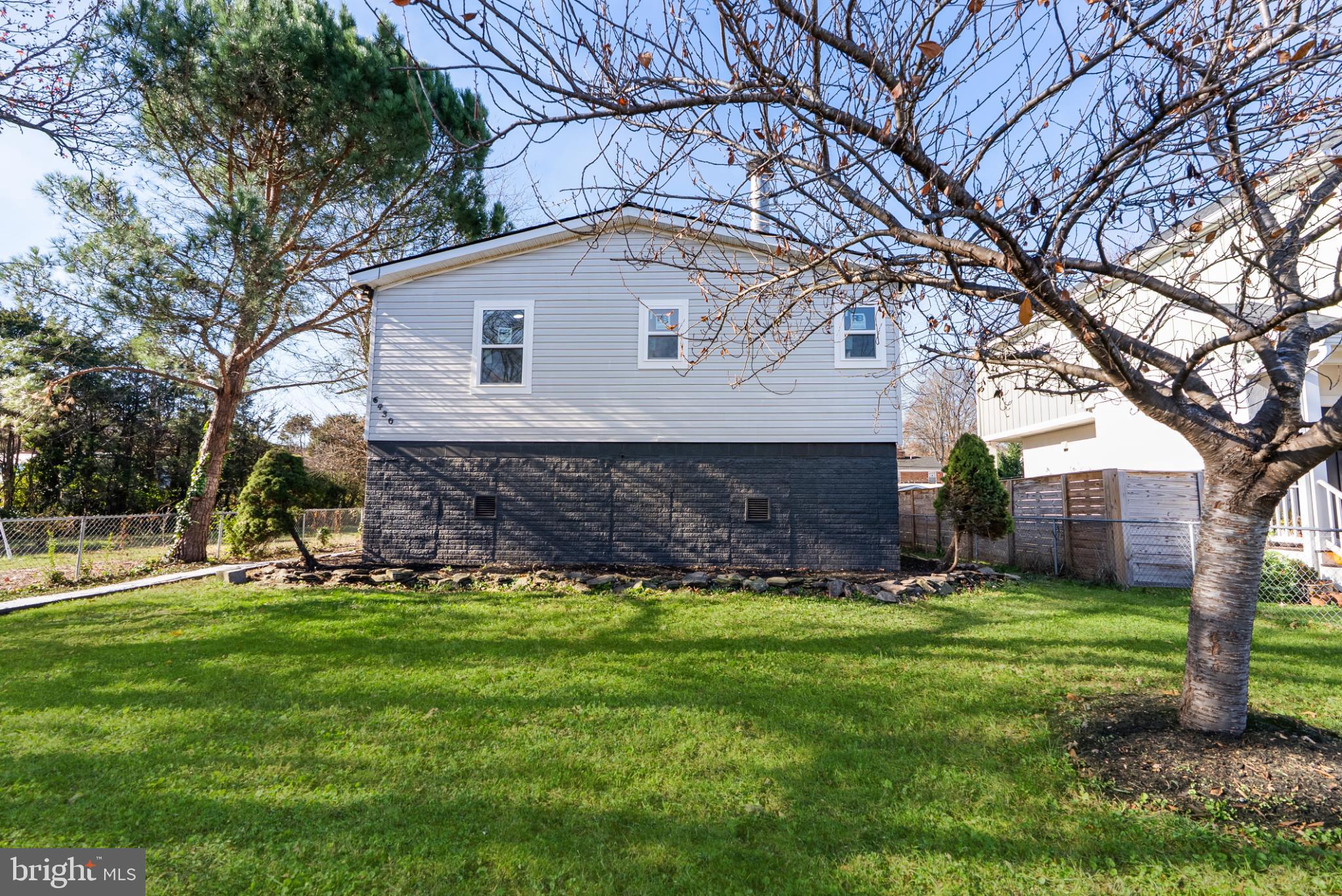 NEW ALEXANDRIA - Residential