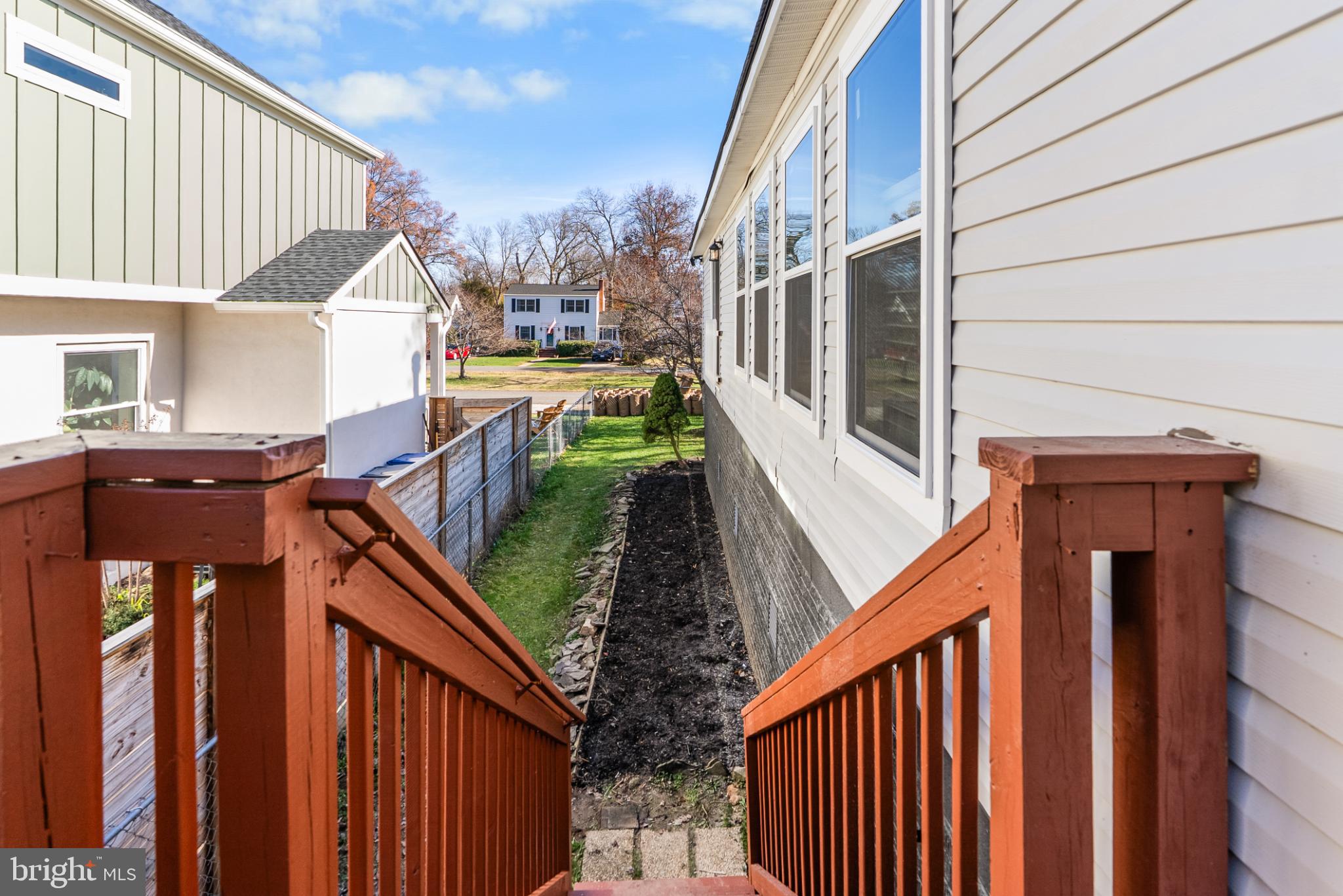 NEW ALEXANDRIA - Residential