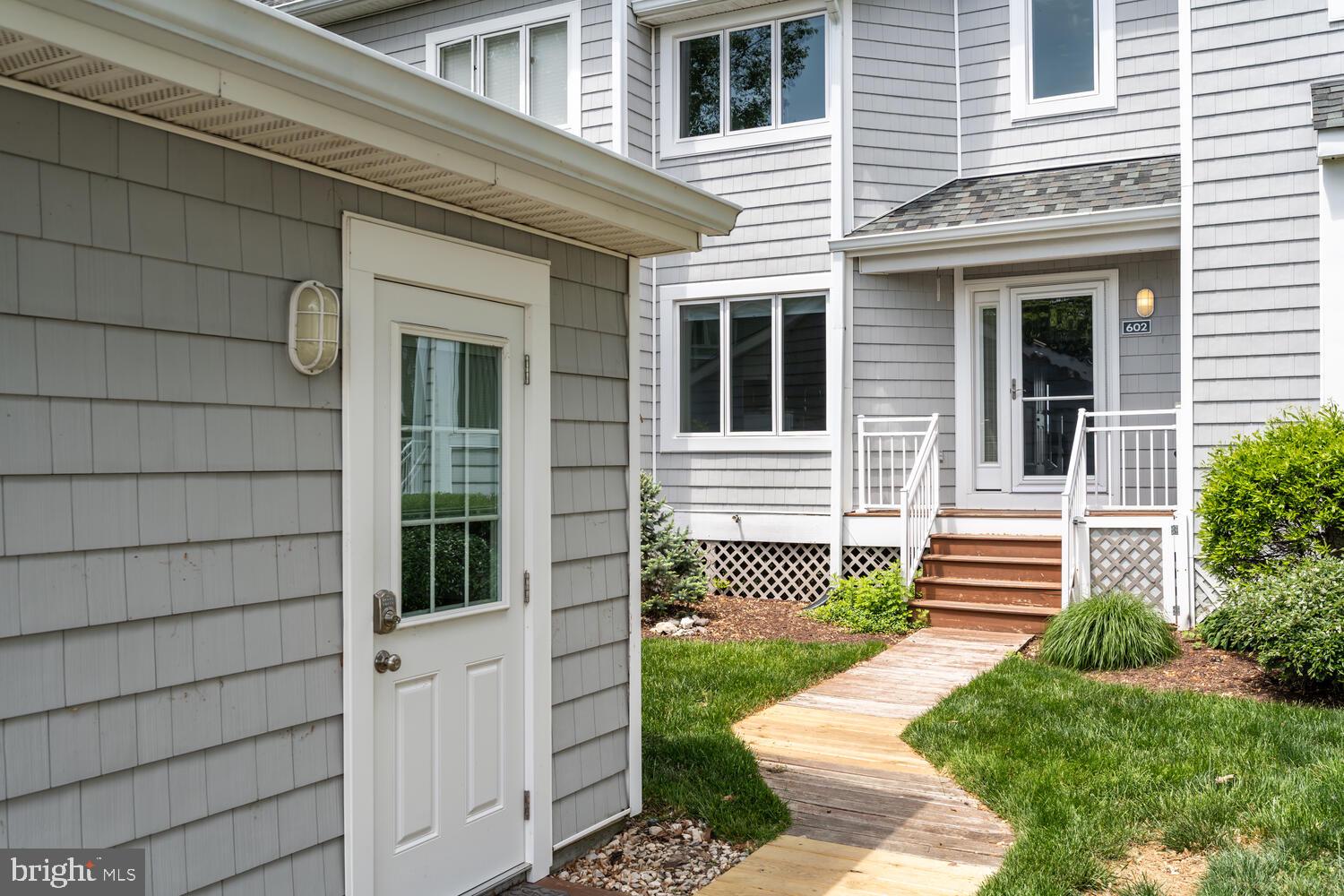 602 OYSTER COVE DRIVE