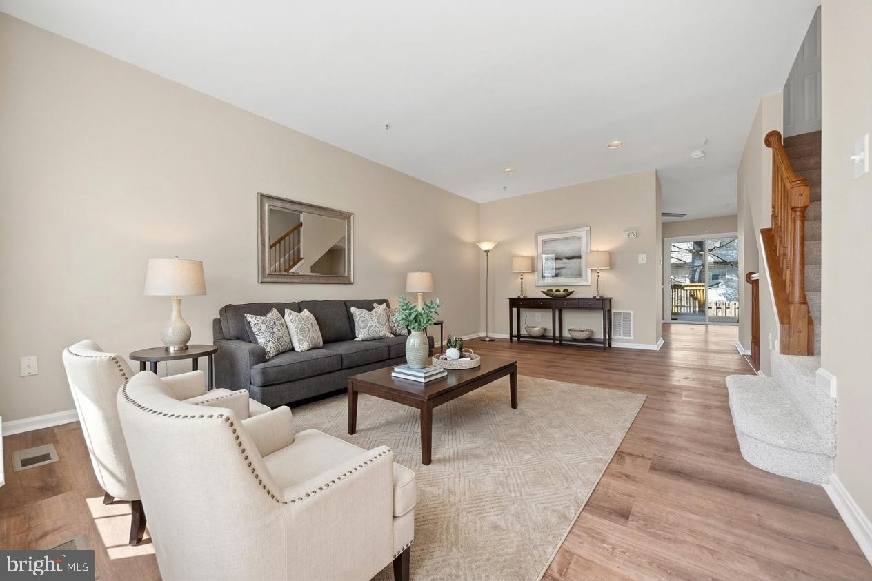 OWINGS MILLS NEWTOWN - Residential