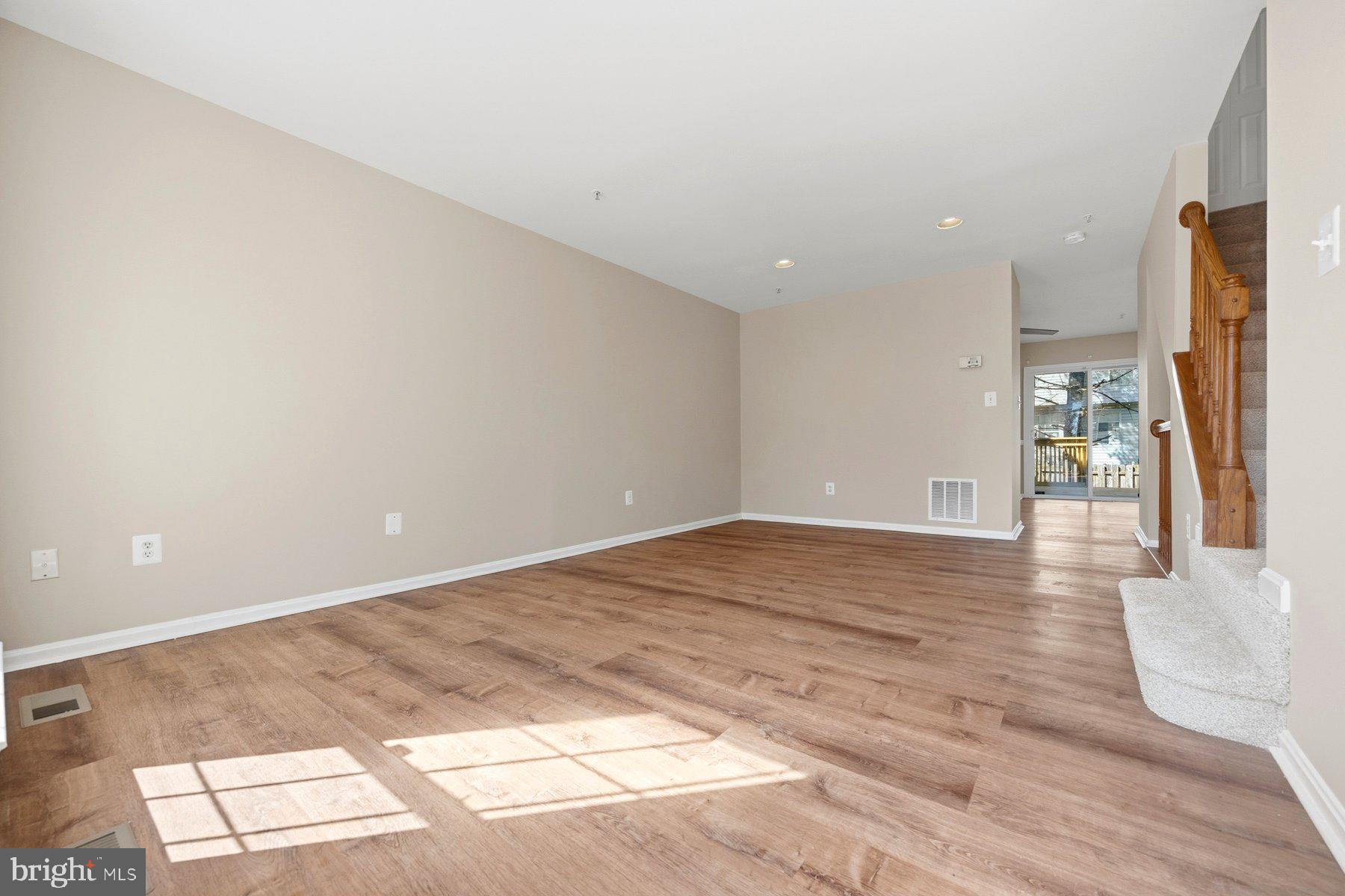 OWINGS MILLS NEWTOWN - Residential