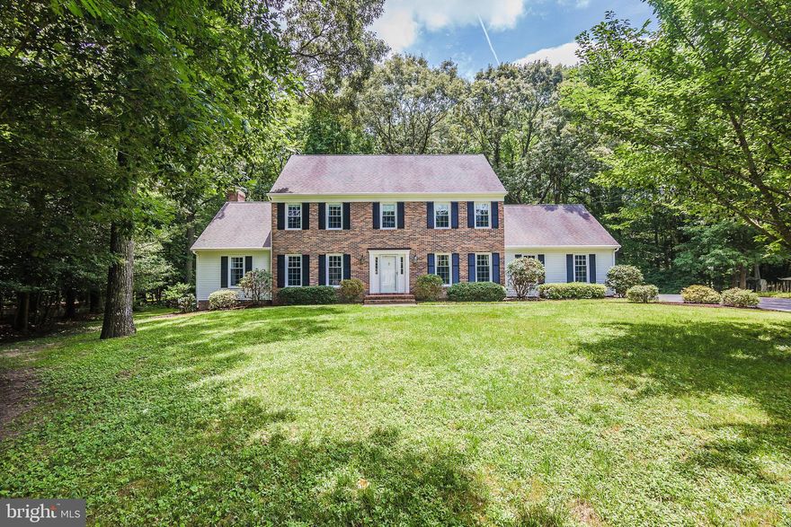 Beautiful Two story  Brick Colonial  nestled in a wooded large lot in Deer Harbour. Home features Four bedrooms  2 . 1/2 Baths. Great Family Room with wood burning fireplace and Spacious Sunroom and office.Home has has a 8 Year roof which is rated for 50 years. Water heater was replaced in 2012. Heating and Air conditioning system is GEO Thermal new 2015. Come visit this great Home for a growing Family!Home sits on almost a acre. Very Private..