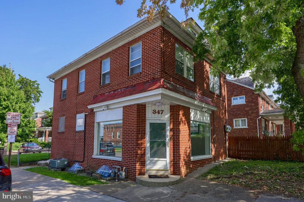 Photo of 347 N Reservoir Street N, LANCASTER, PA 17602 (MLS # PALA2054224)