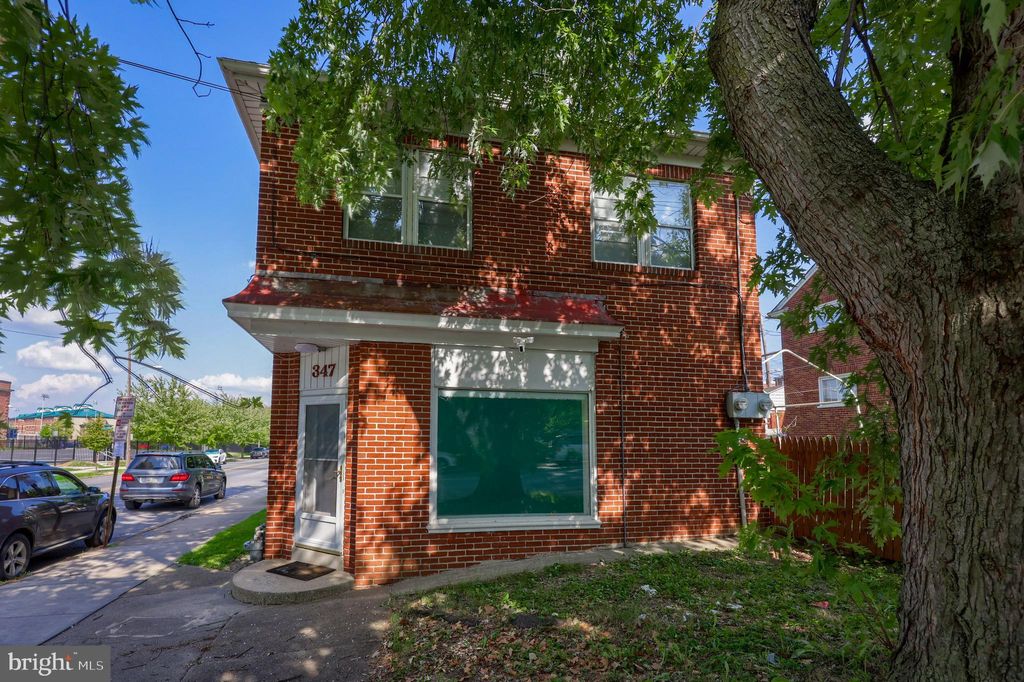 Photo of 347 N Reservoir Street N, LANCASTER, PA 17602 (MLS # PALA2054224)