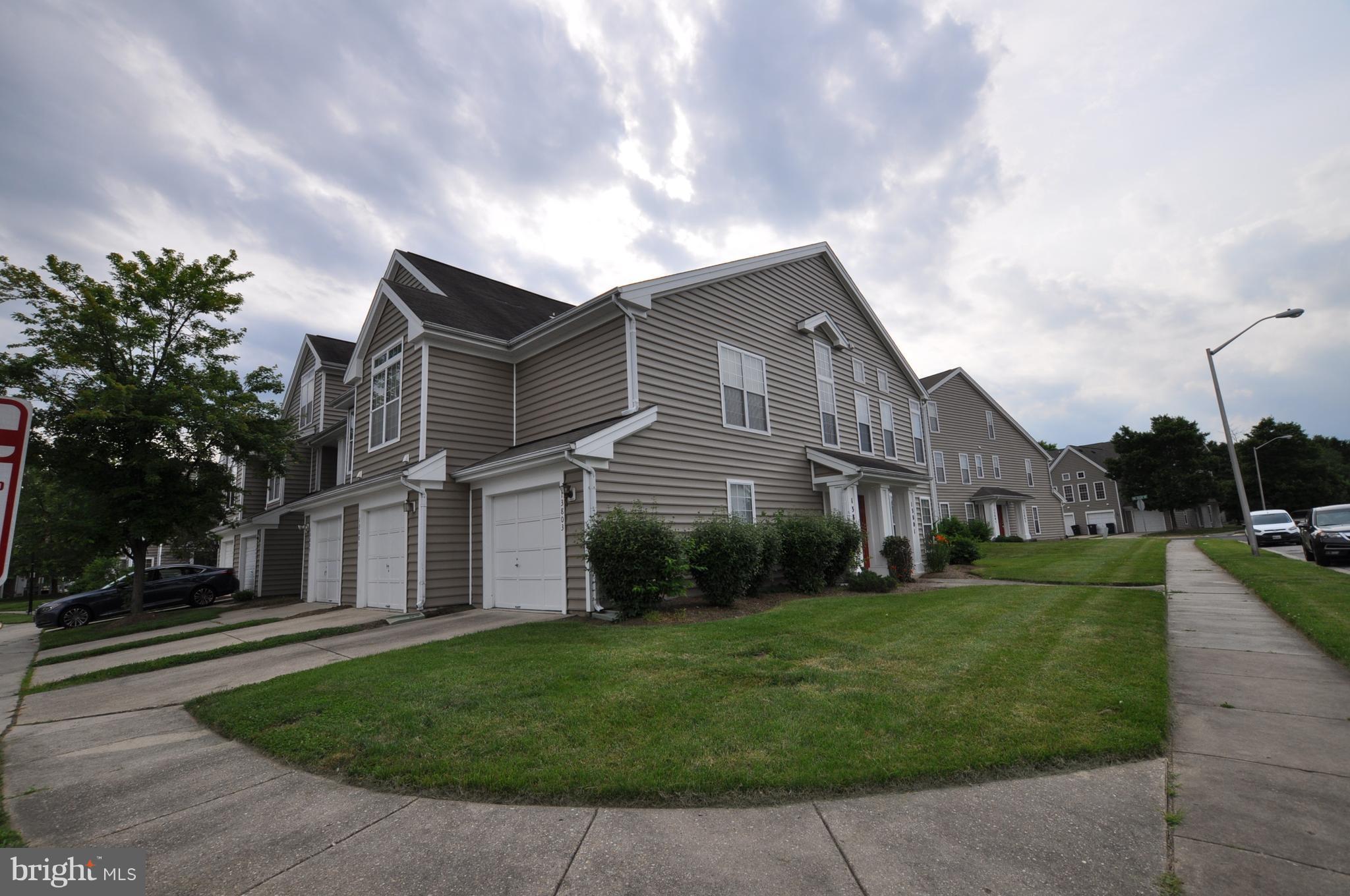 KINGS COUNCIL CONDO - Residential