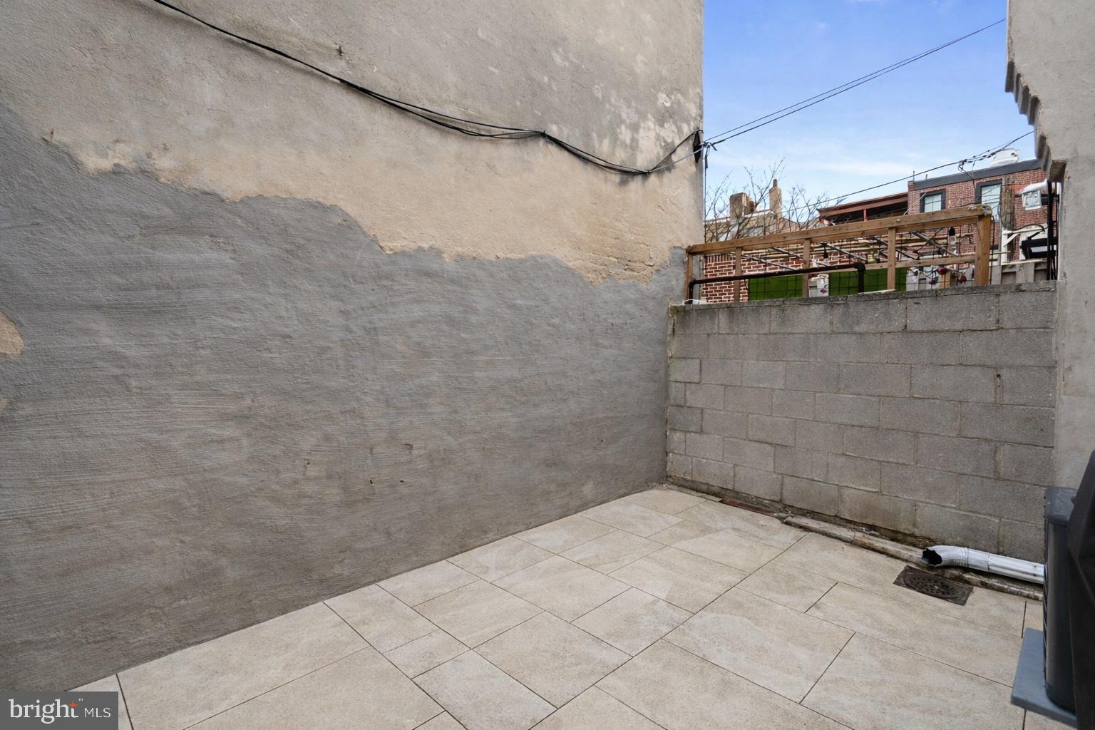 BELLA VISTA - Residential