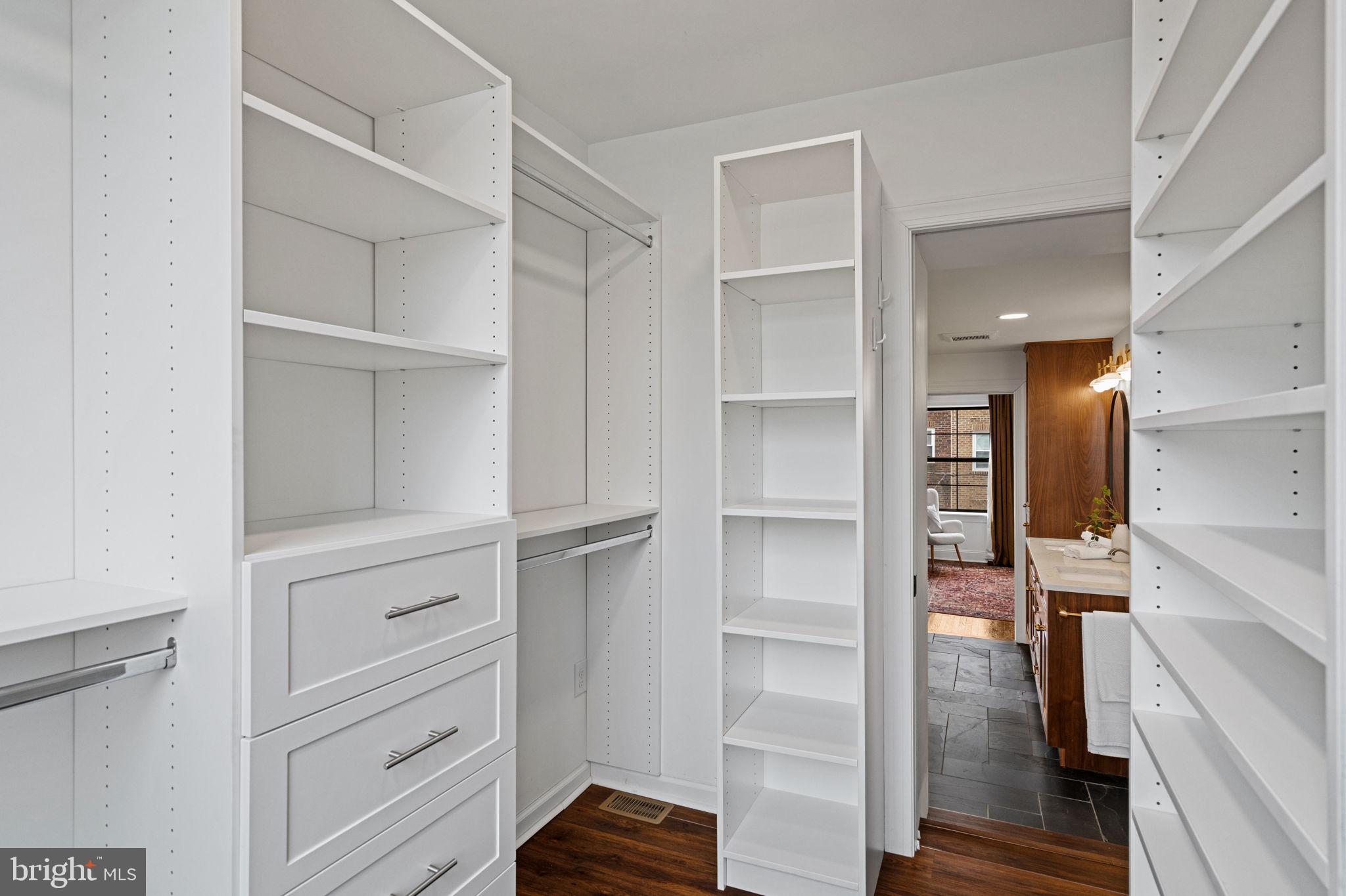 BELLA VISTA - Residential