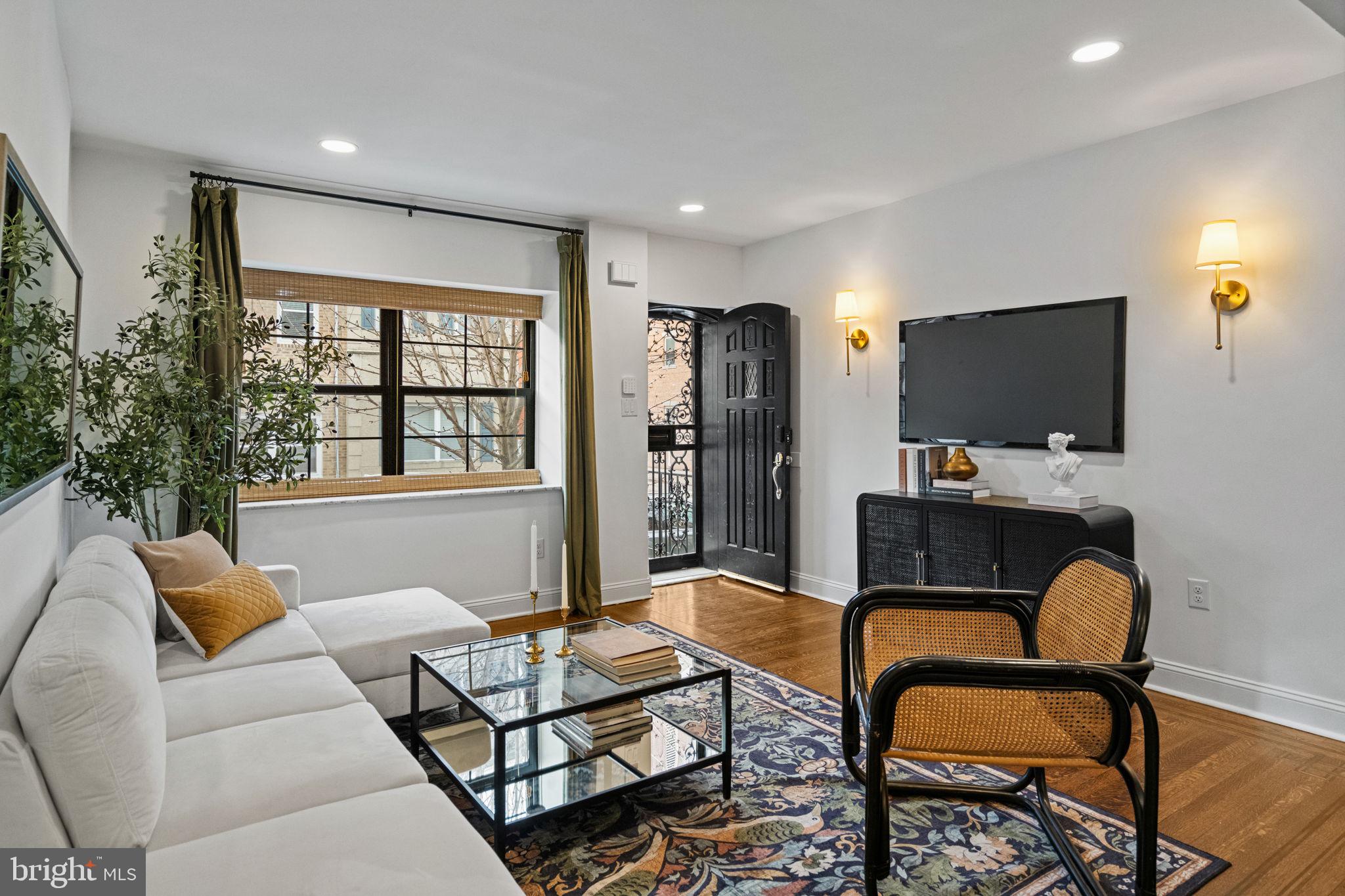 BELLA VISTA - Residential