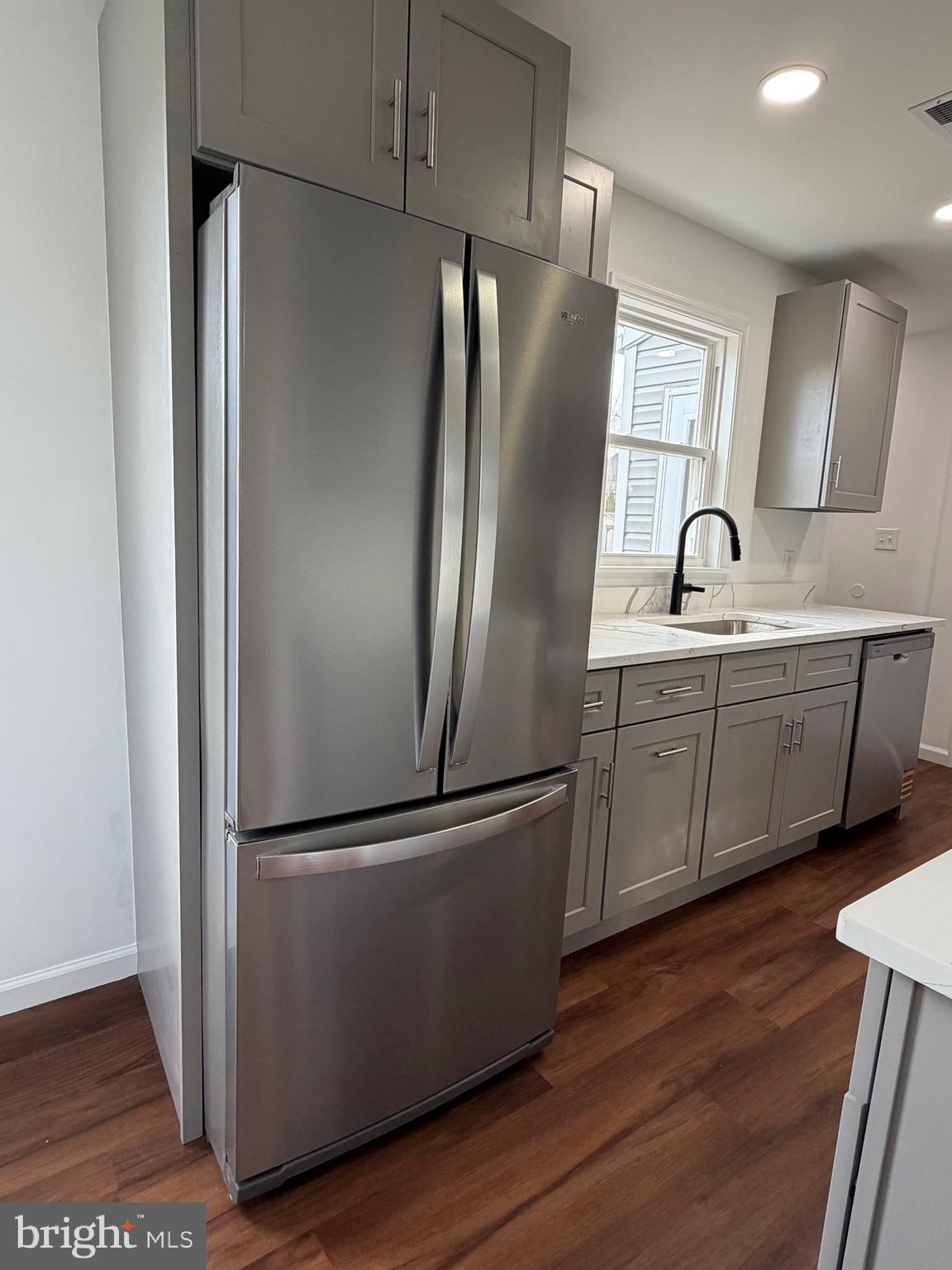 MANOR PARK - Residential