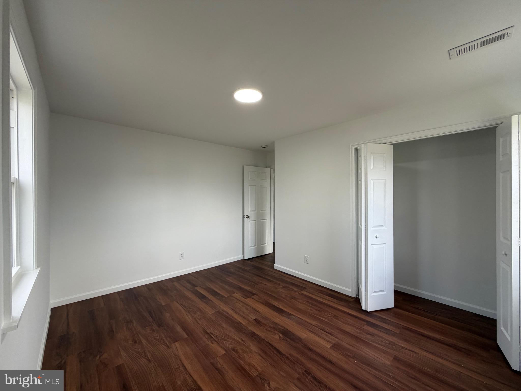 MANOR PARK - Residential