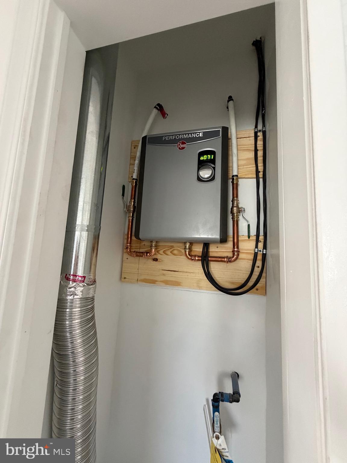 MANOR PARK - Residential