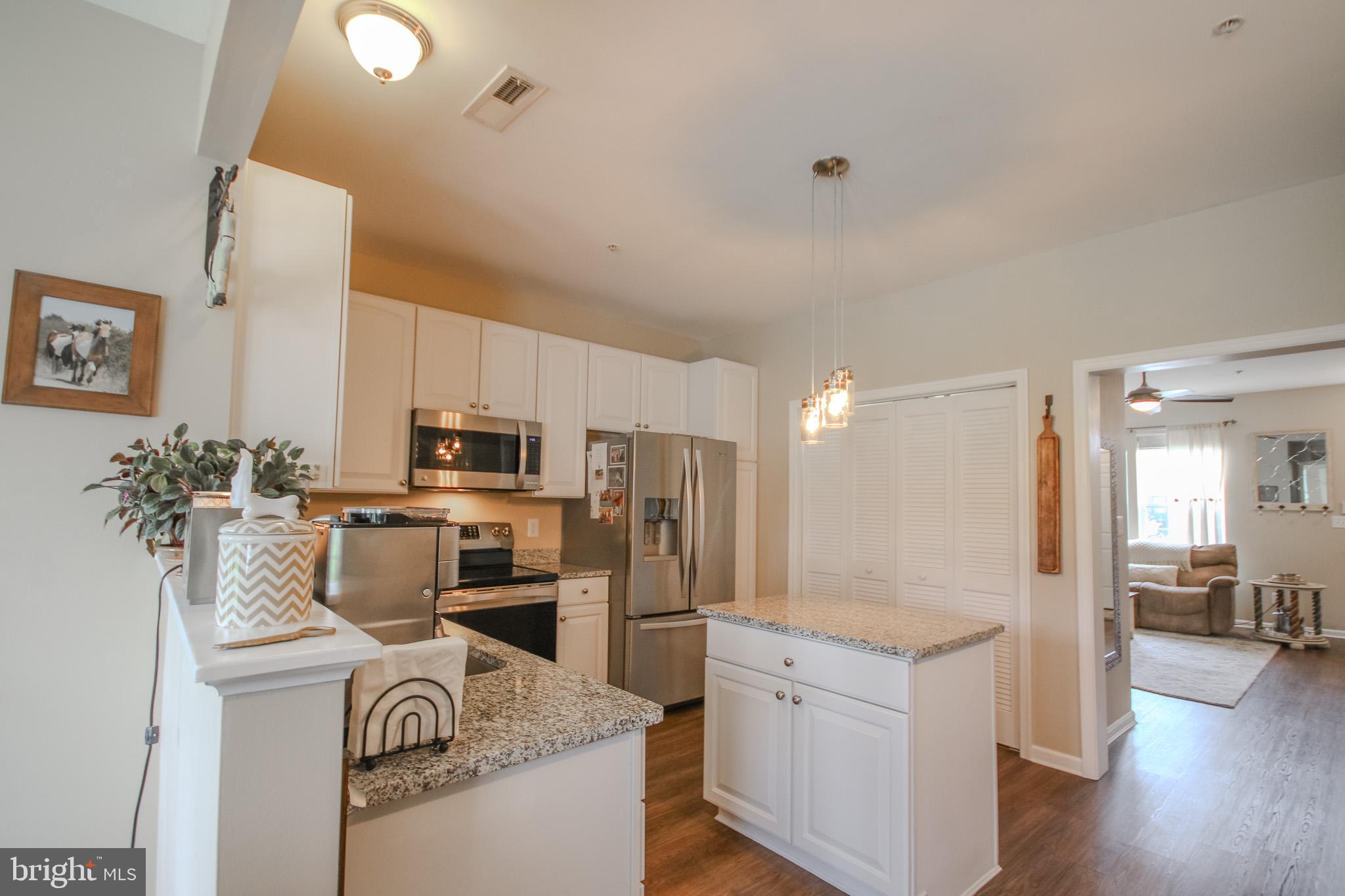 CEDAR COMMONS - Residential