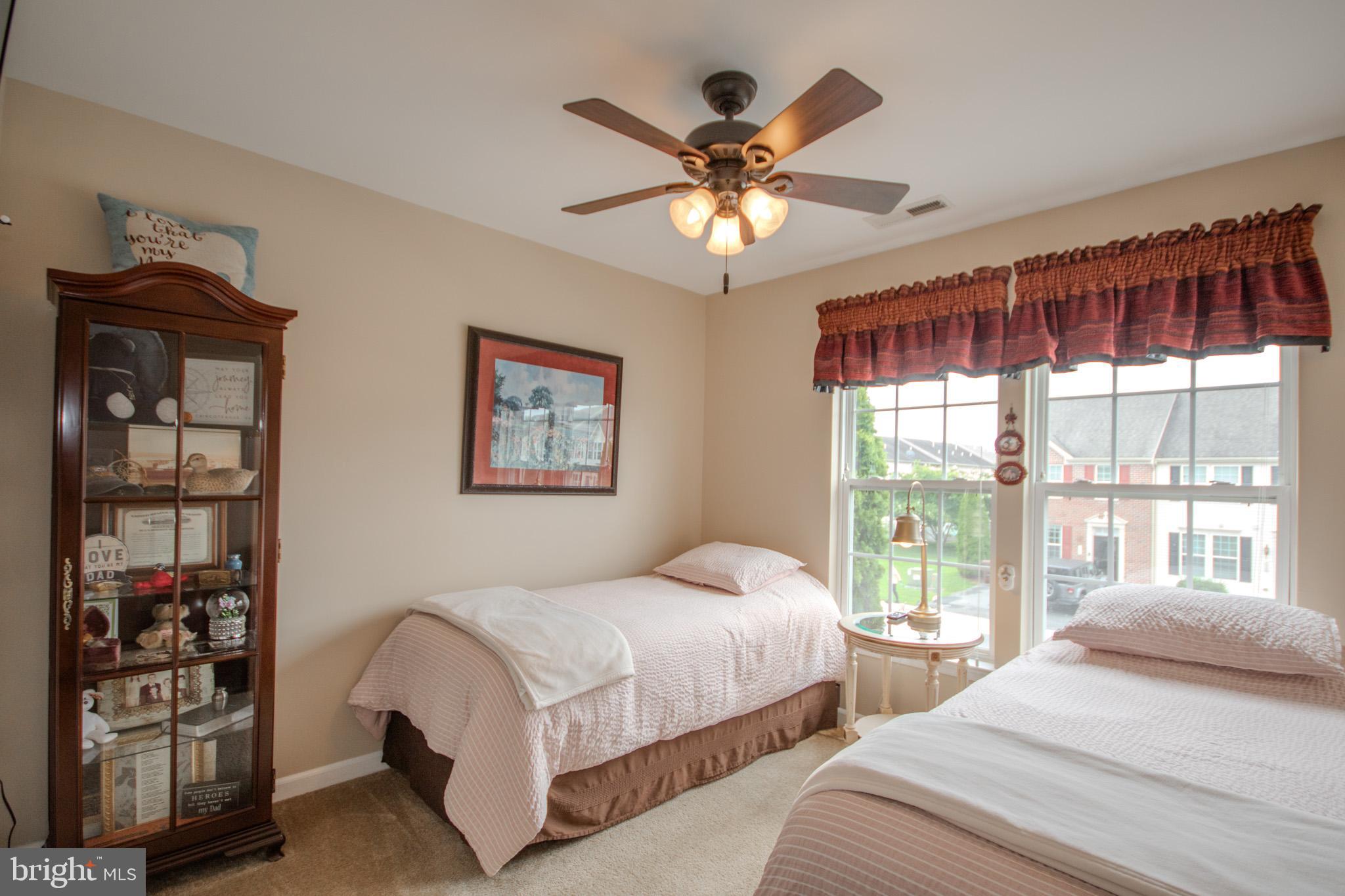 CEDAR COMMONS - Residential