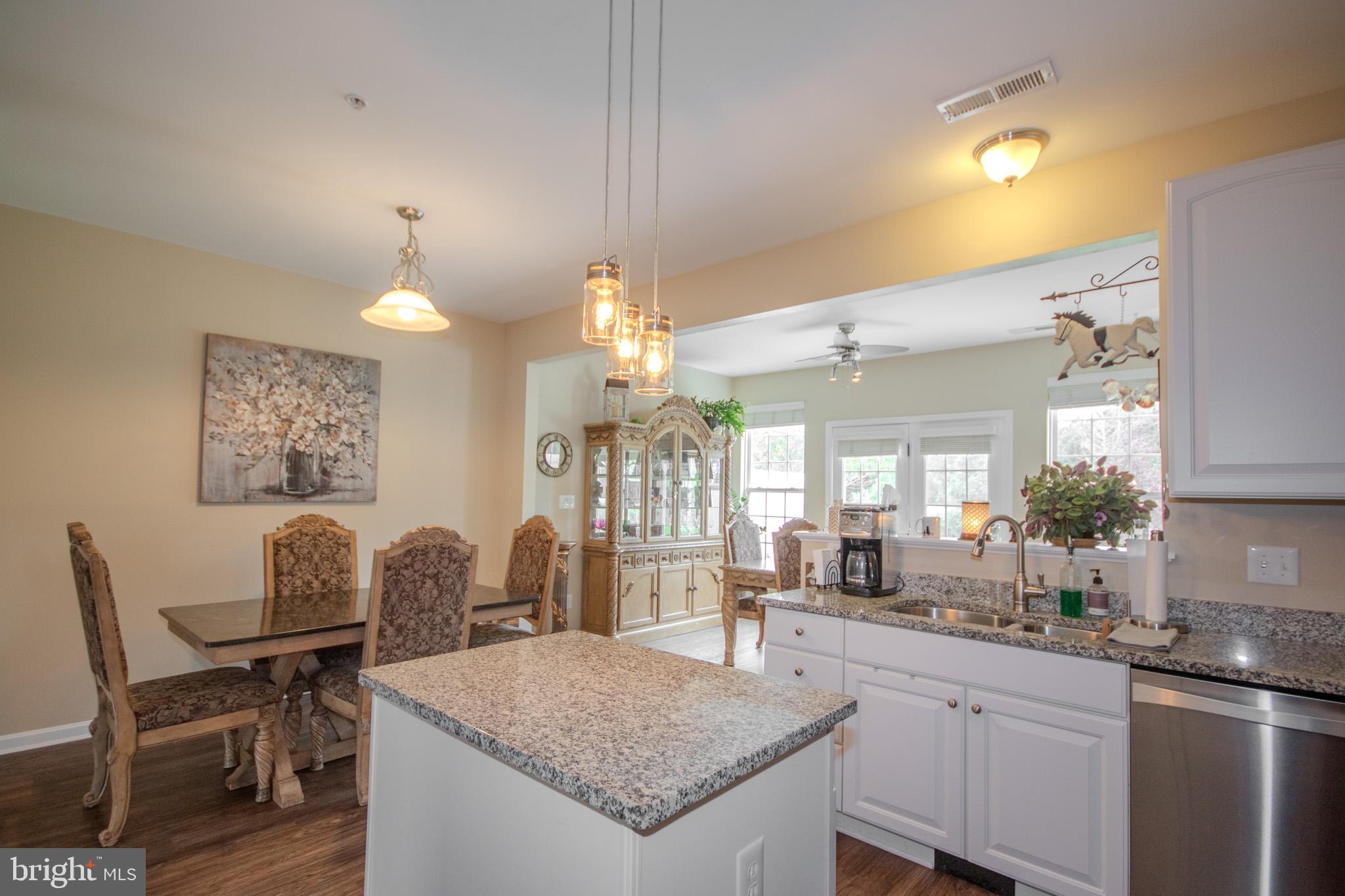 CEDAR COMMONS - Residential