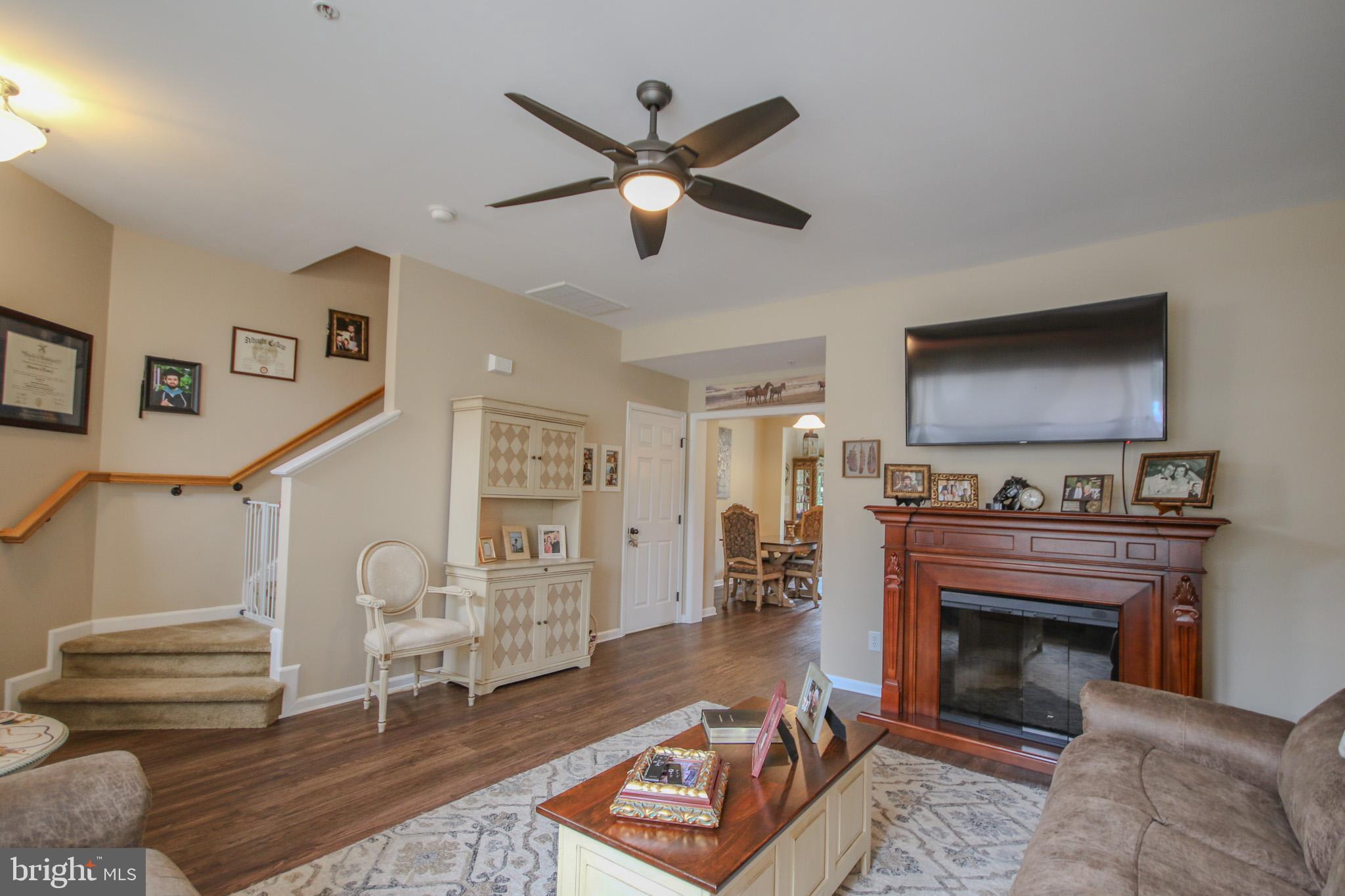 CEDAR COMMONS - Residential