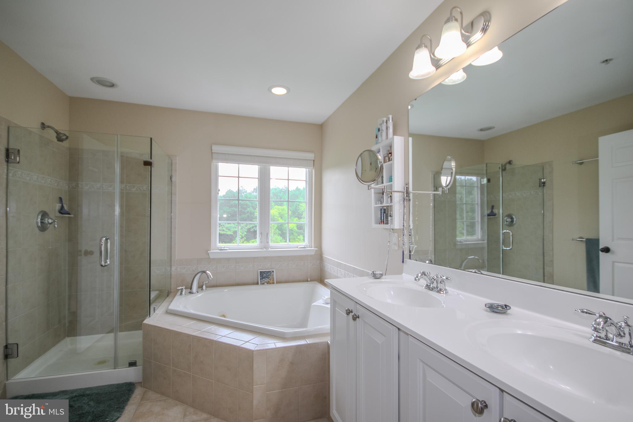 CEDAR COMMONS - Residential