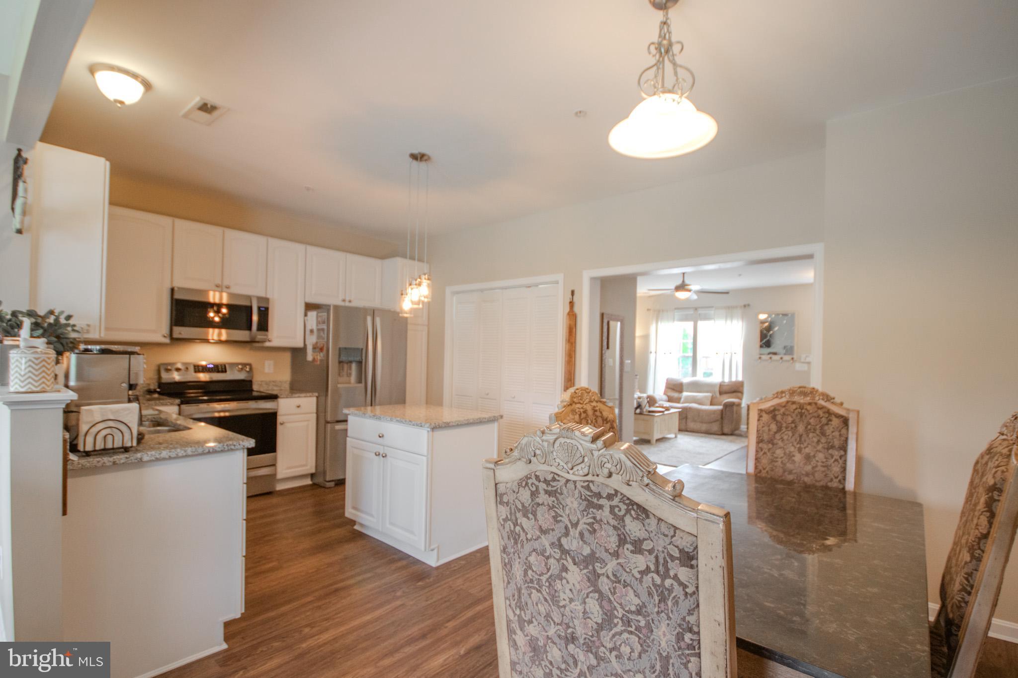 CEDAR COMMONS - Residential