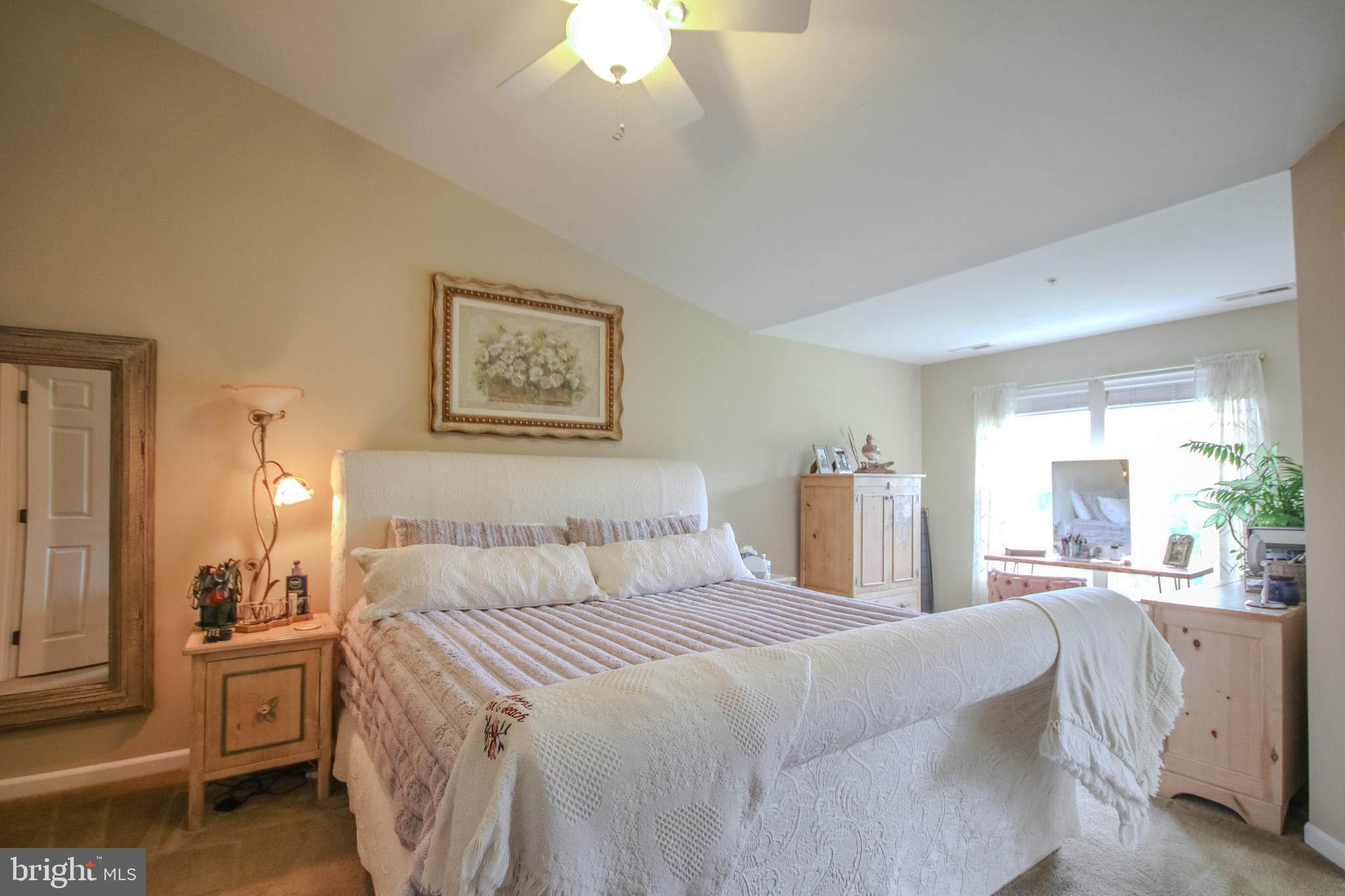 CEDAR COMMONS - Residential