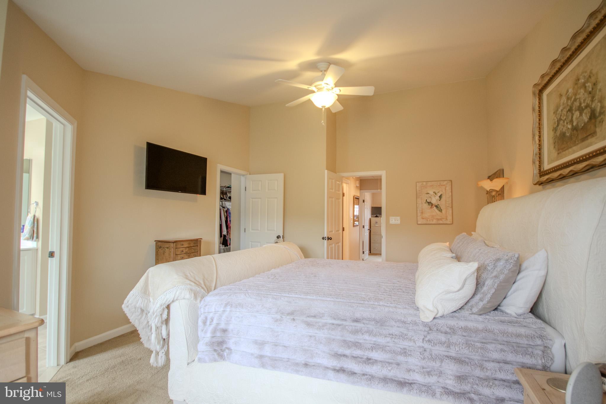 CEDAR COMMONS - Residential