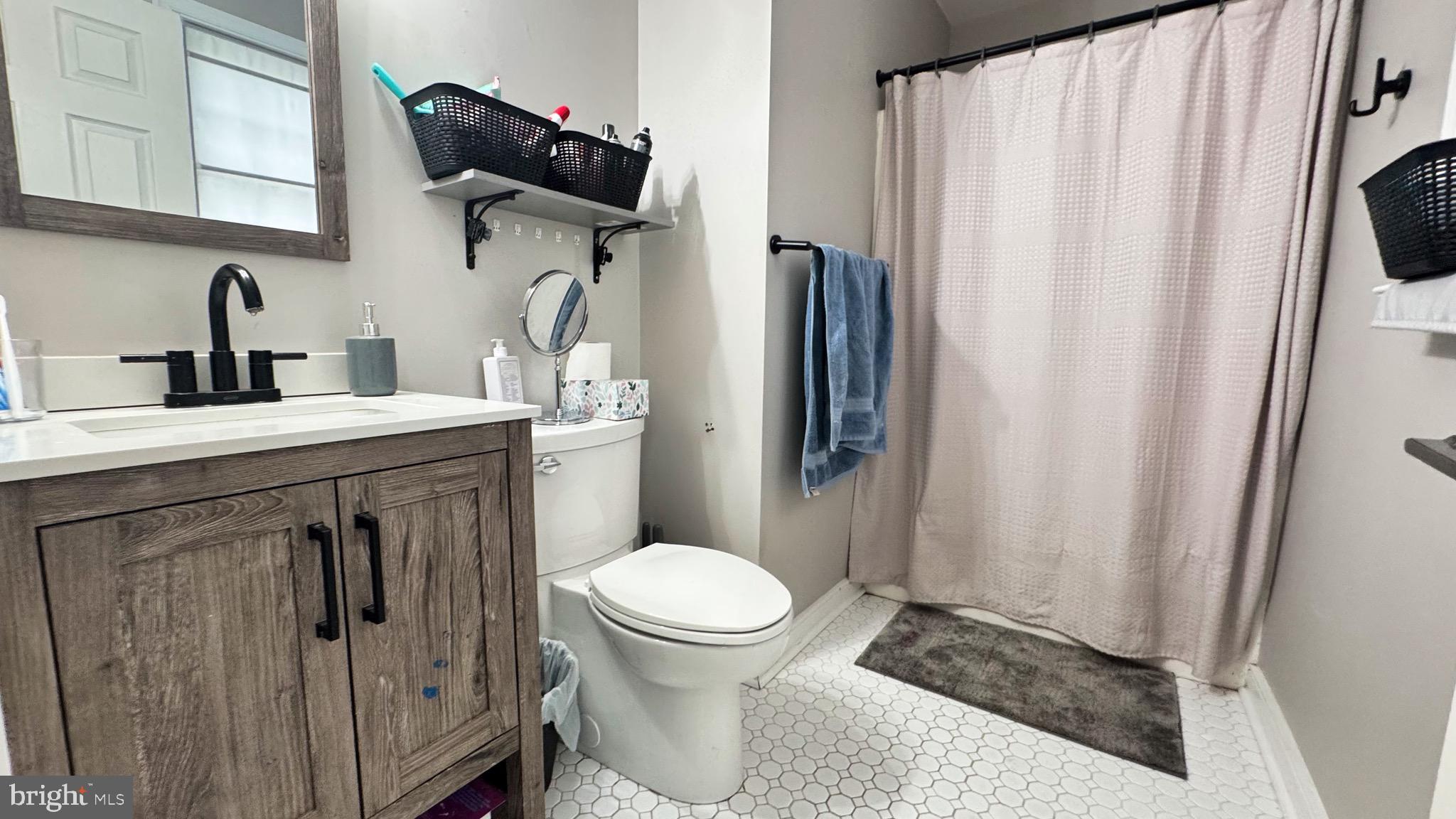 LAKE LAND OR - Residential