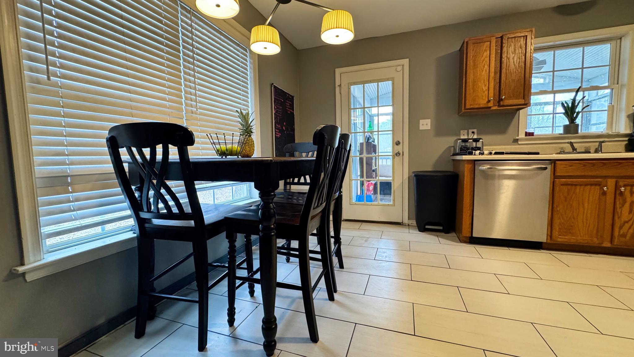 LAKE LAND OR - Residential