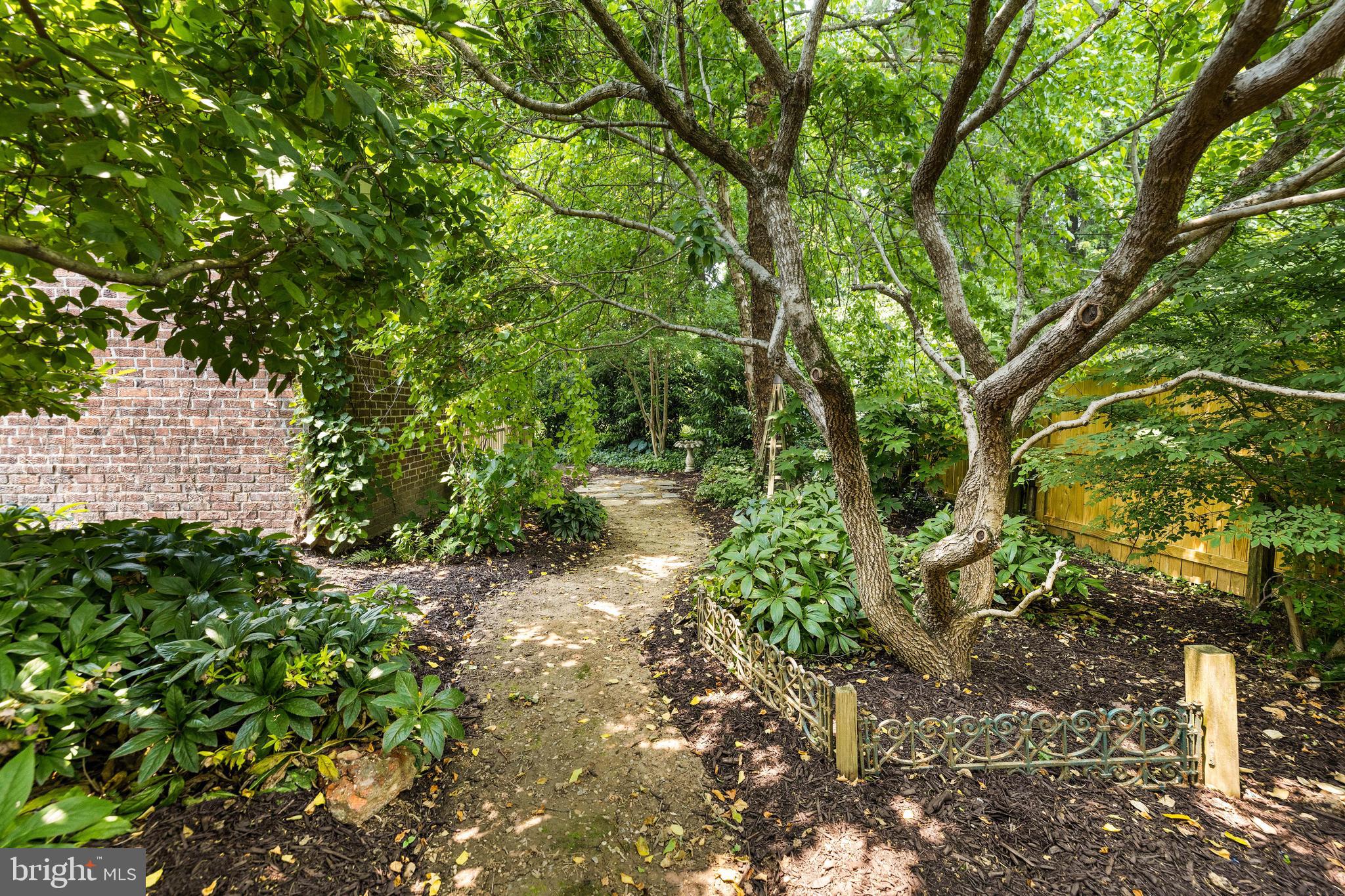 BELLONA-GITTINGS HISTORIC DISTRICT - Residential