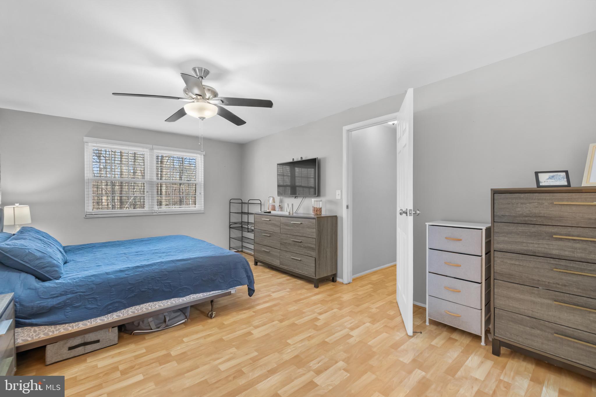 NEWINGTON FOREST - Residential