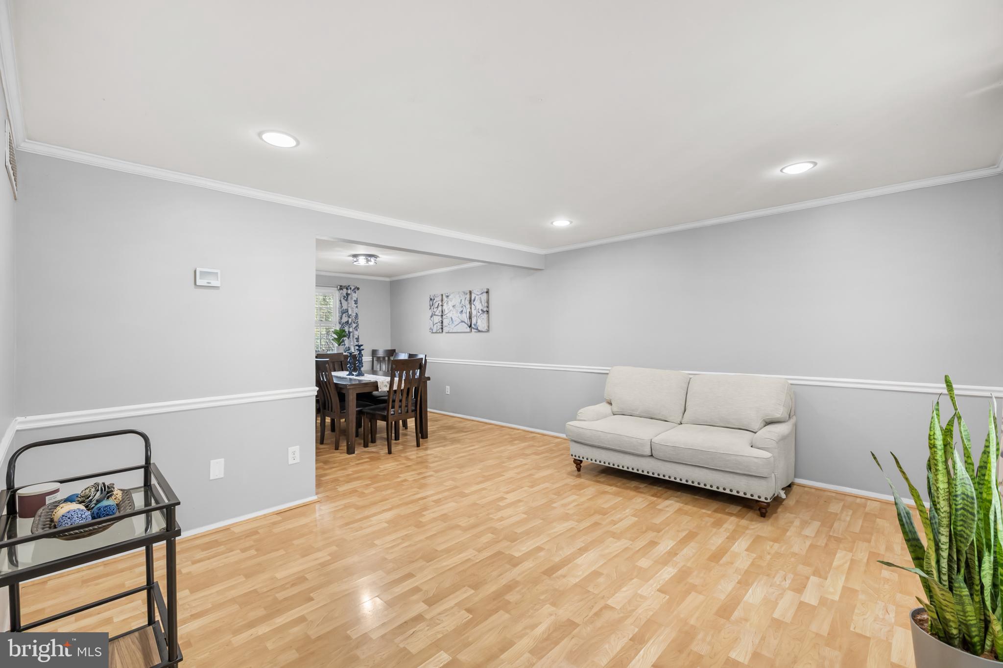 NEWINGTON FOREST - Residential