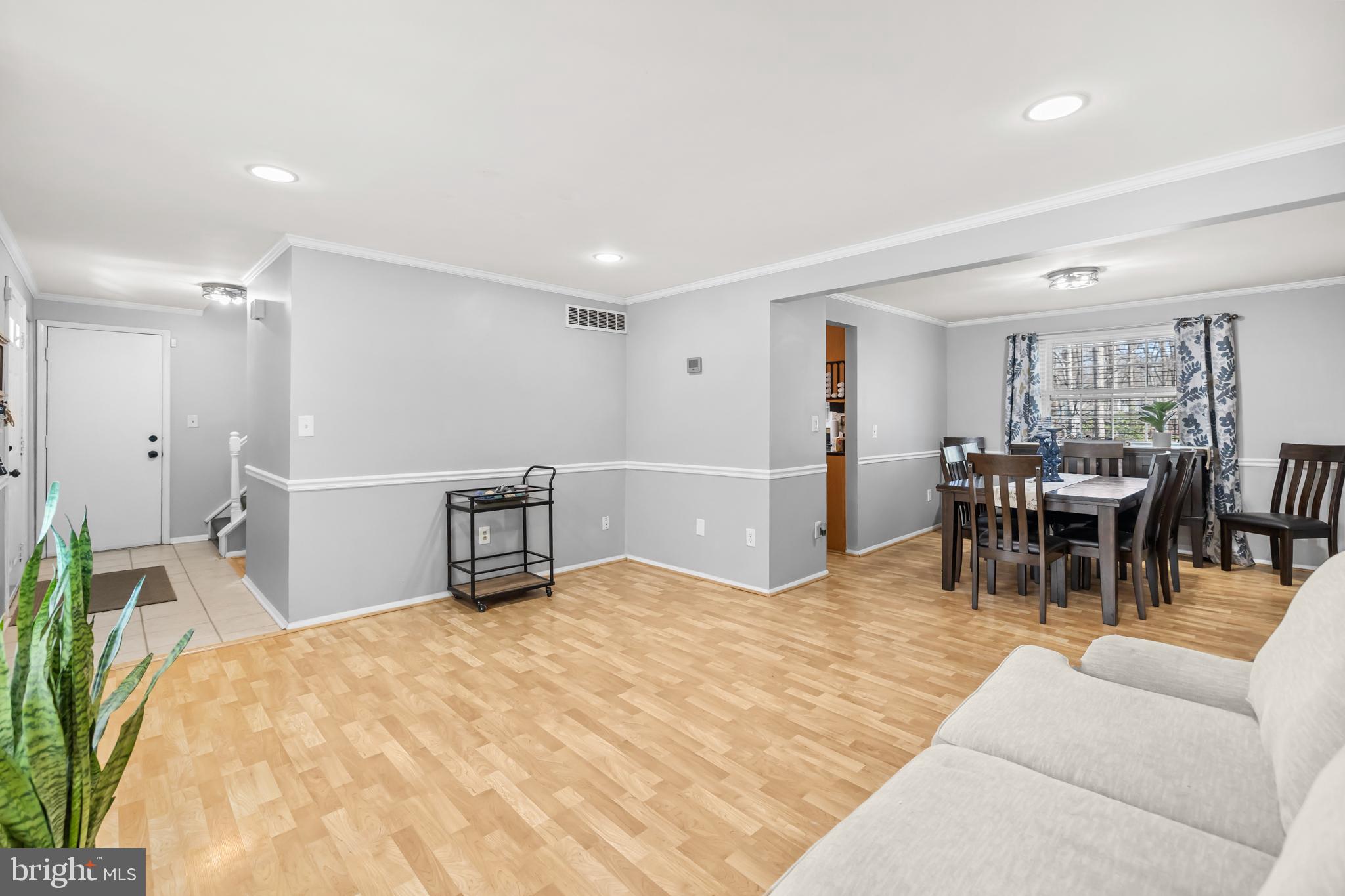 NEWINGTON FOREST - Residential