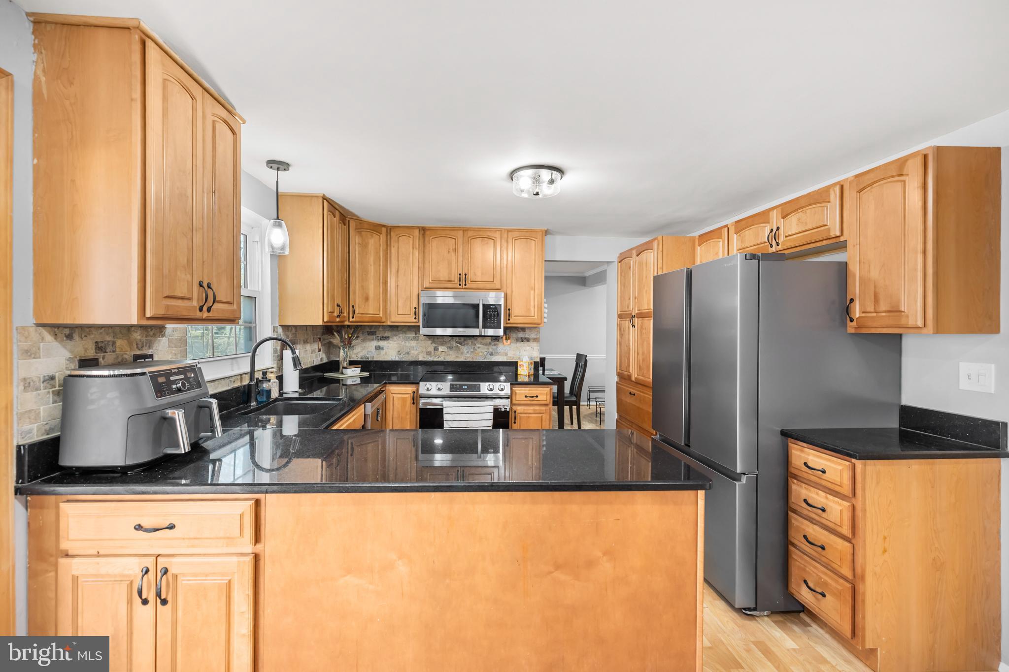 NEWINGTON FOREST - Residential