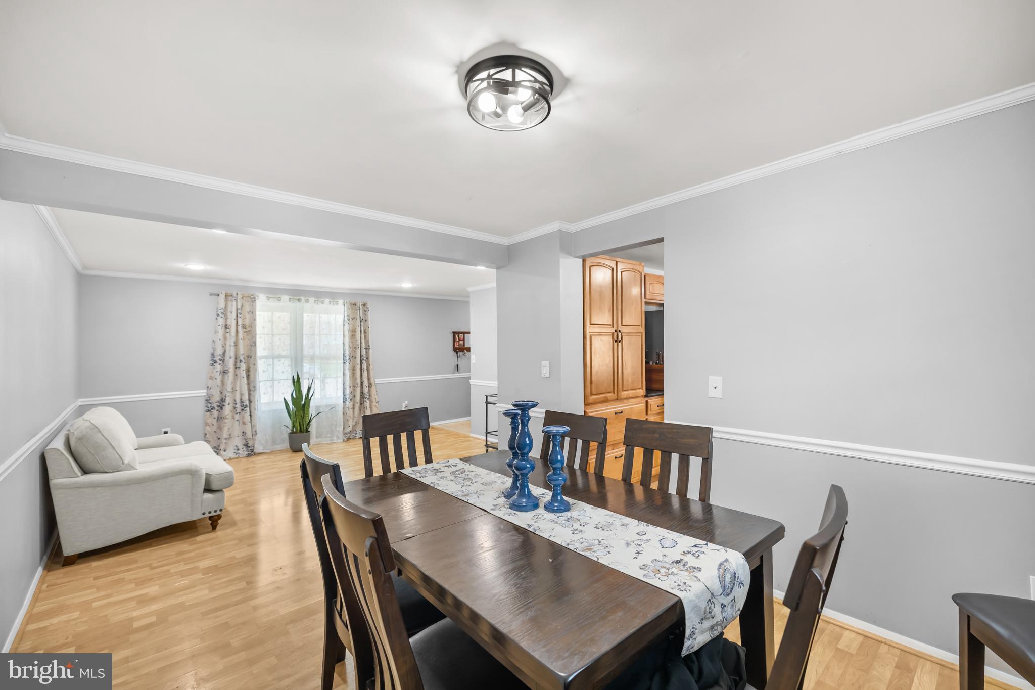 NEWINGTON FOREST - Residential