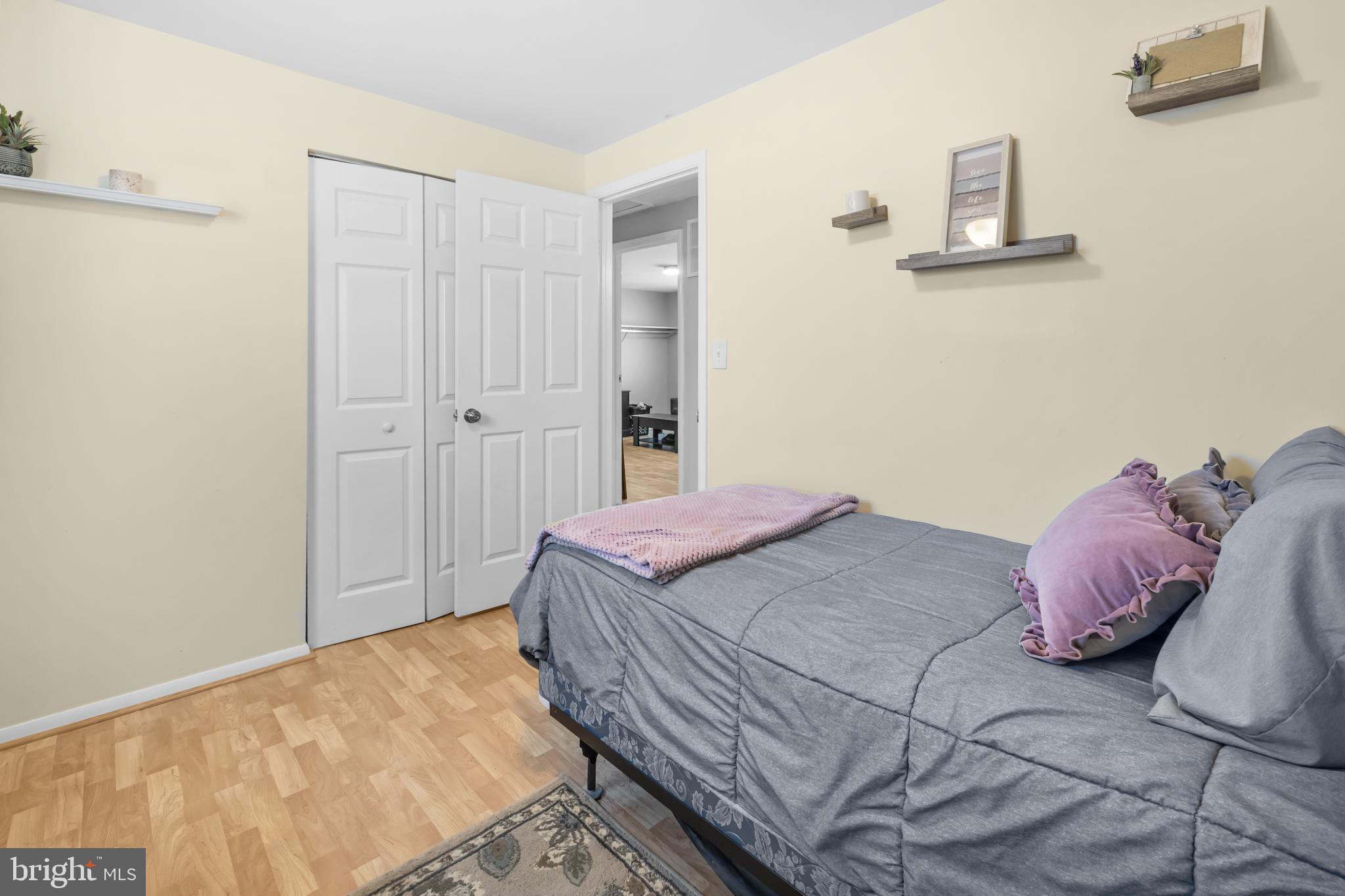 NEWINGTON FOREST - Residential