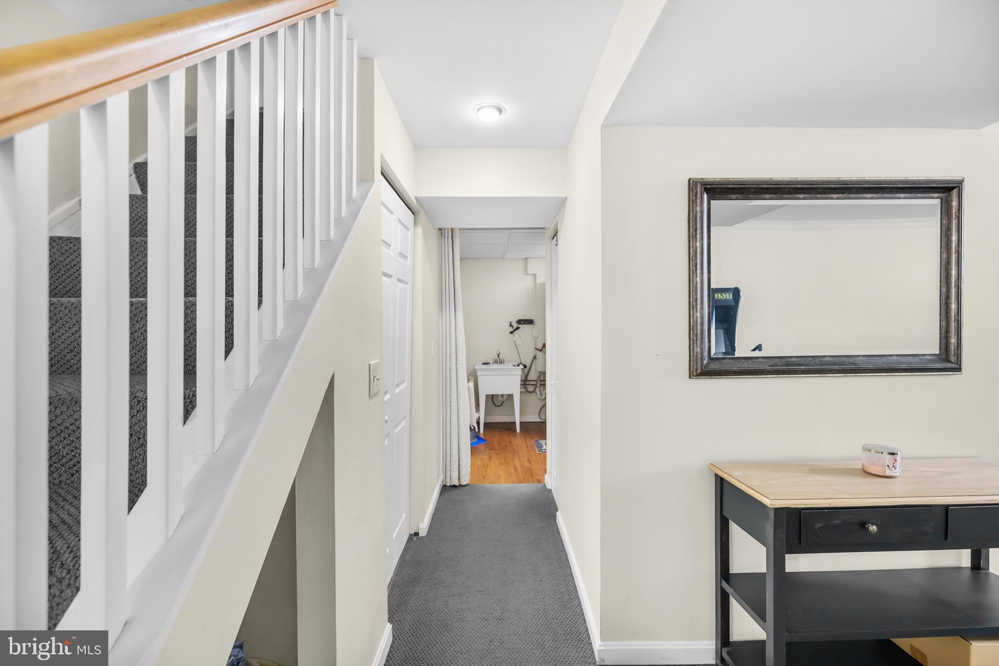 NEWINGTON FOREST - Residential