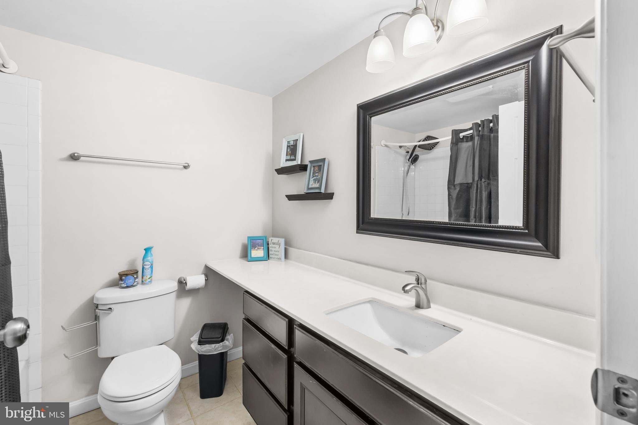 NEWINGTON FOREST - Residential