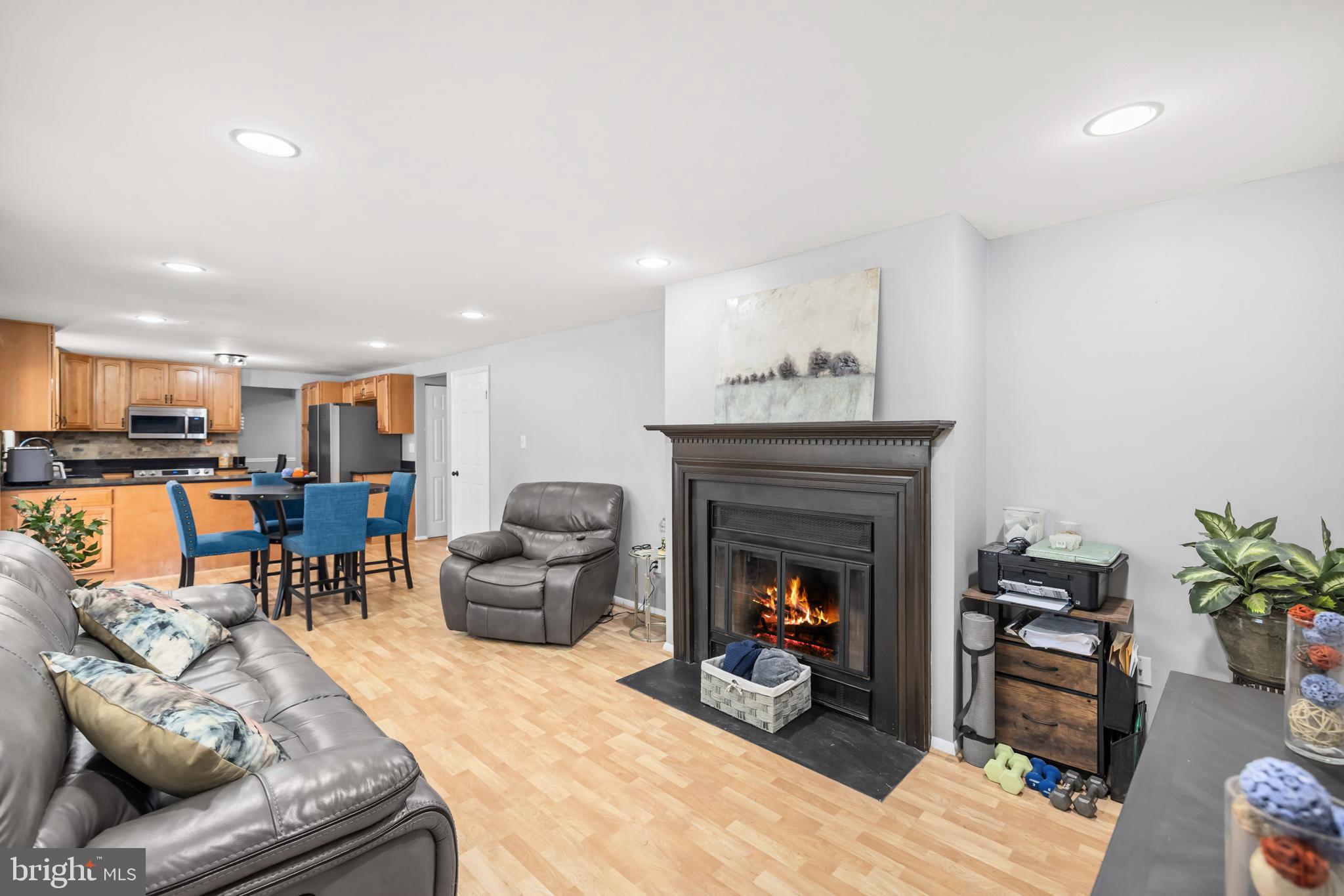 NEWINGTON FOREST - Residential