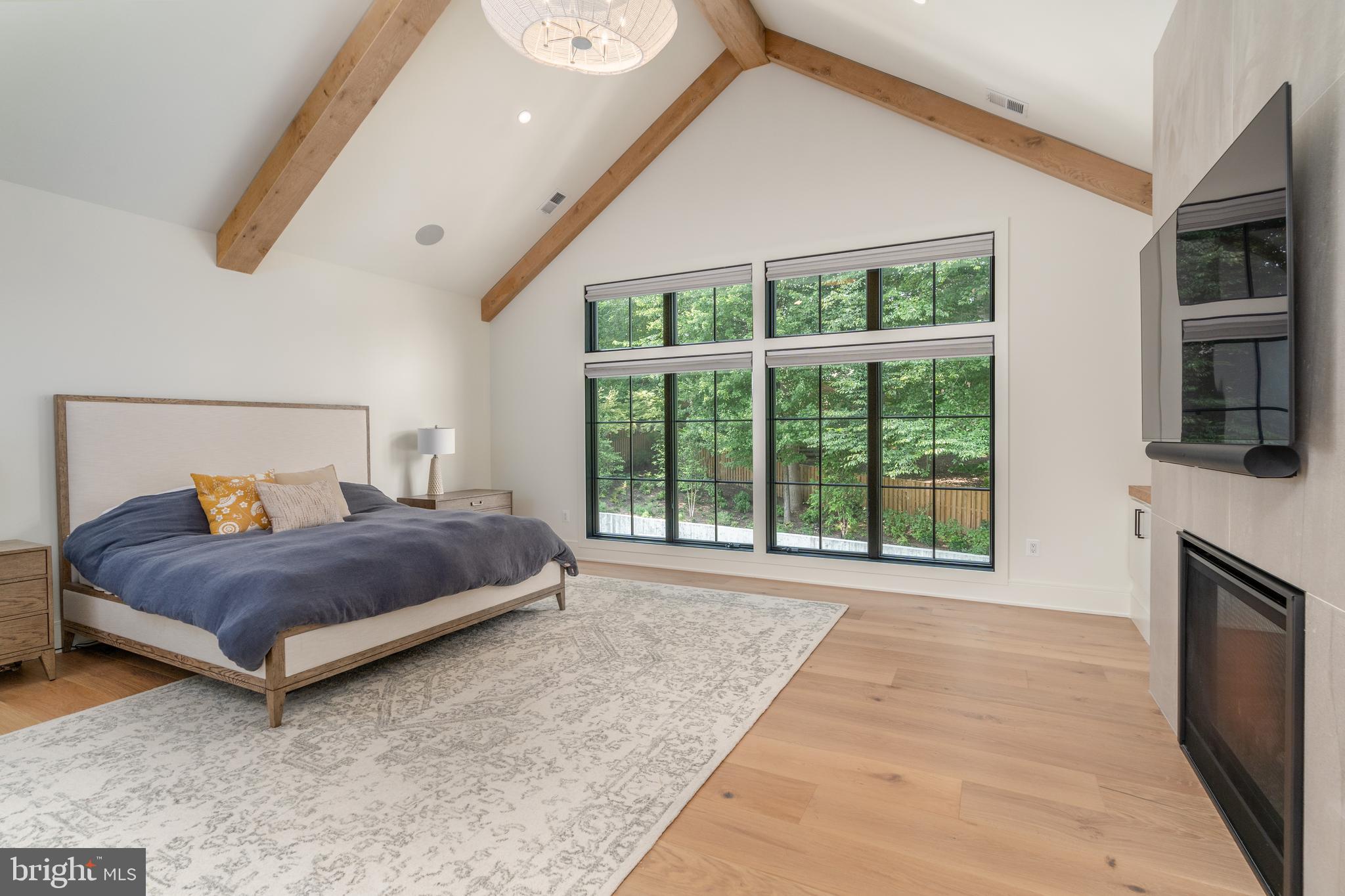 CHESTERBROOK WOODS - Residential