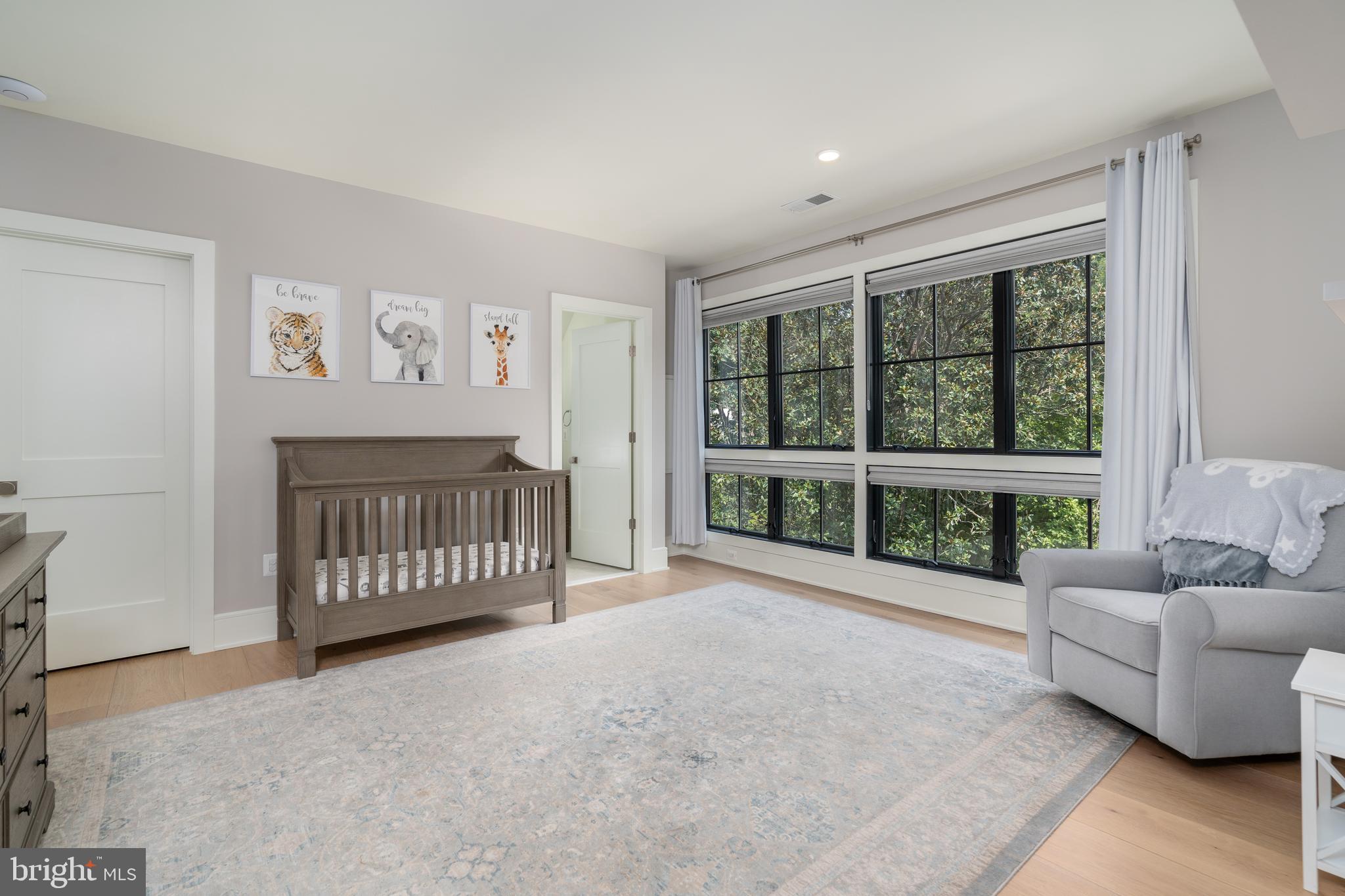 CHESTERBROOK WOODS - Residential